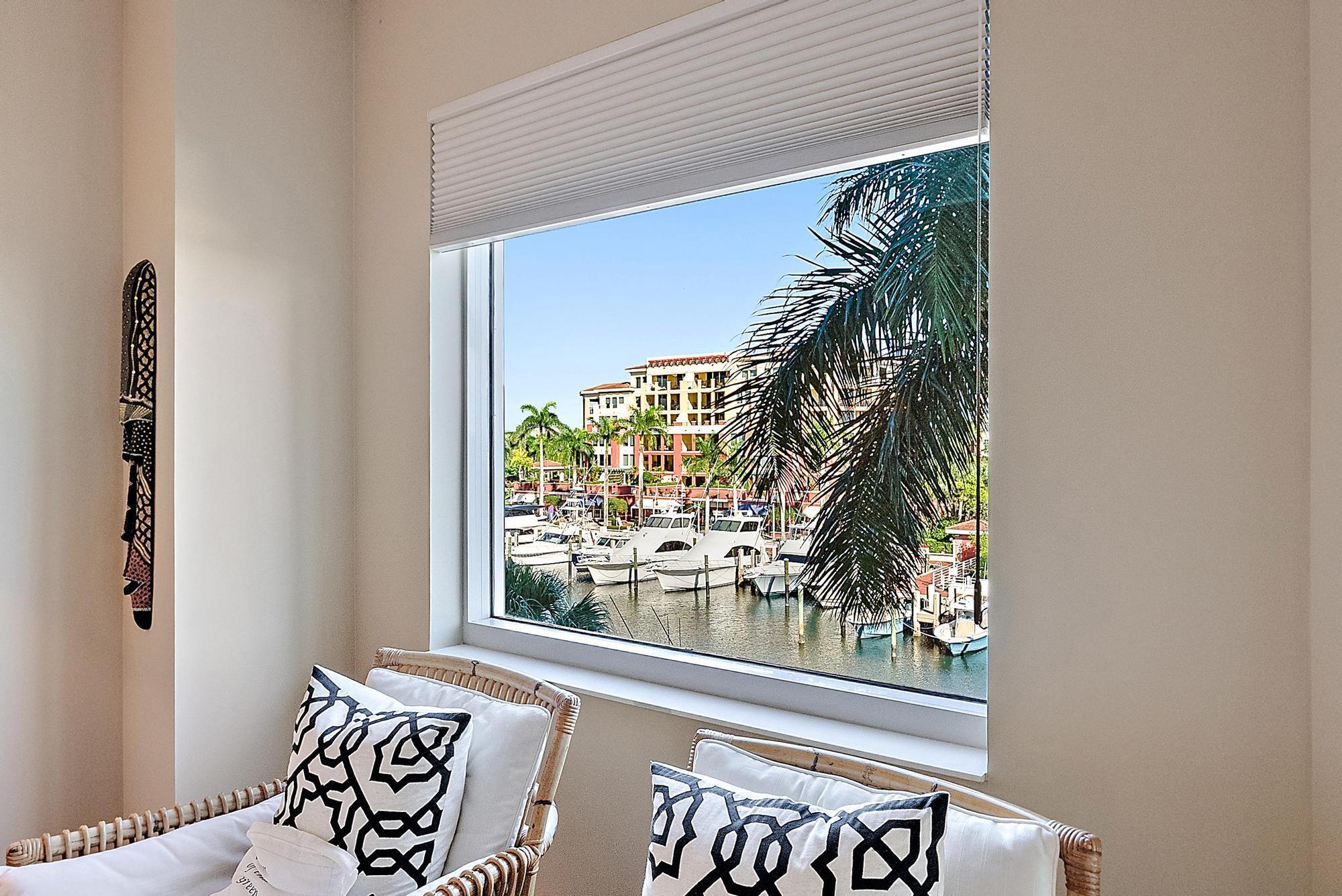 Jupiter Yacht Club Unit 305 photo 12