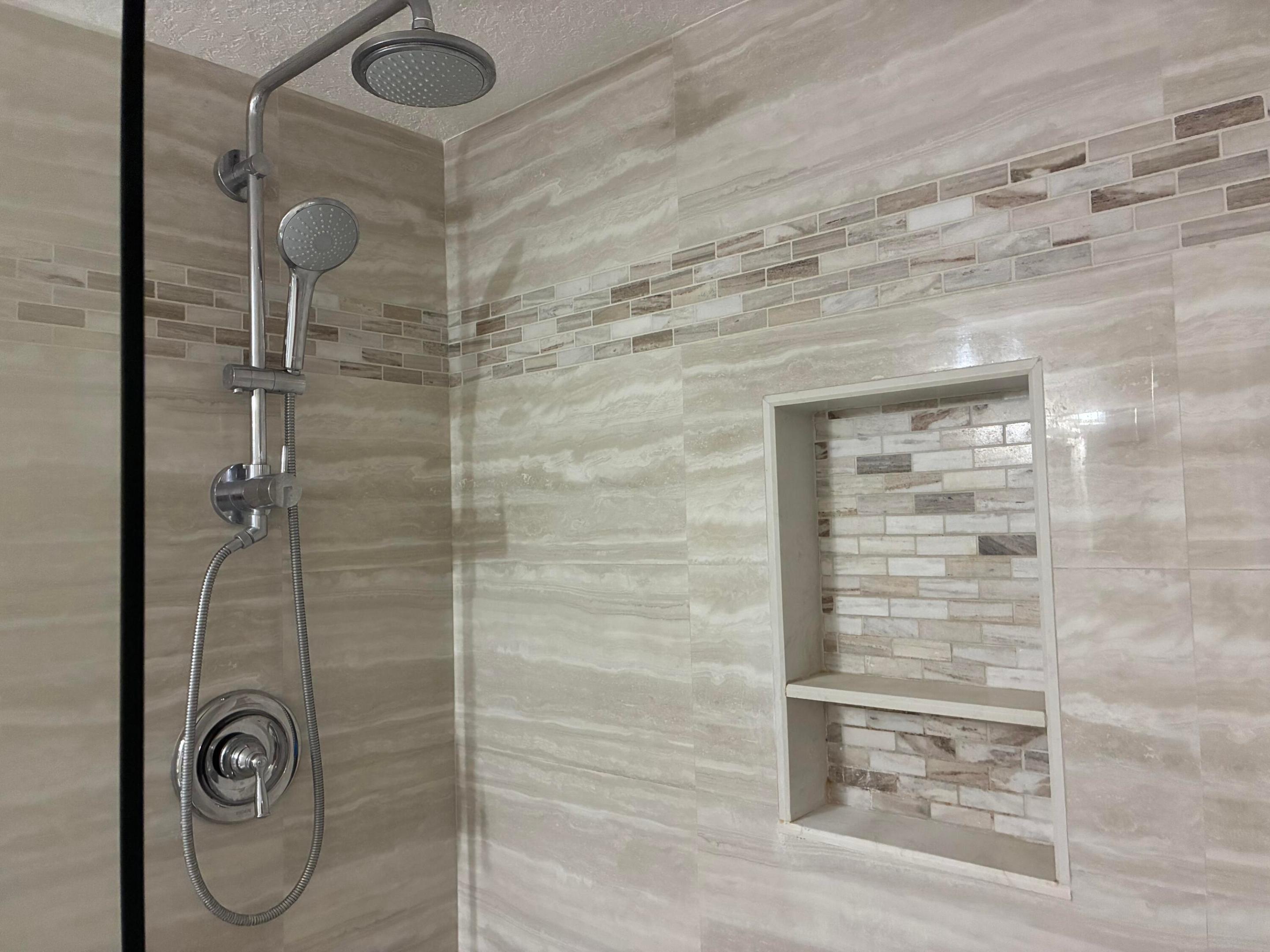  Unit 1005 photo 11