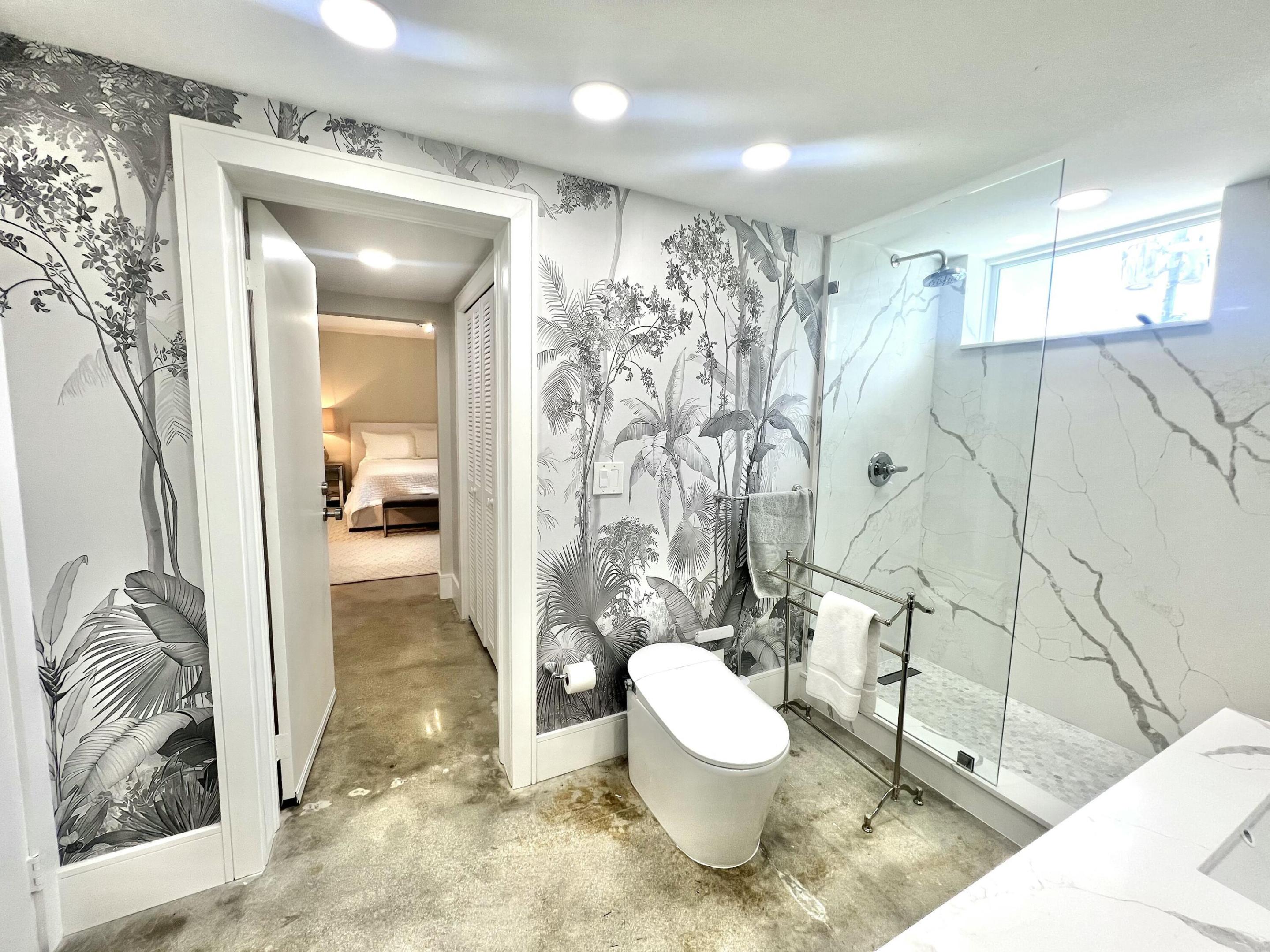 In-Town Palm Beach Unit 2 C photo 31