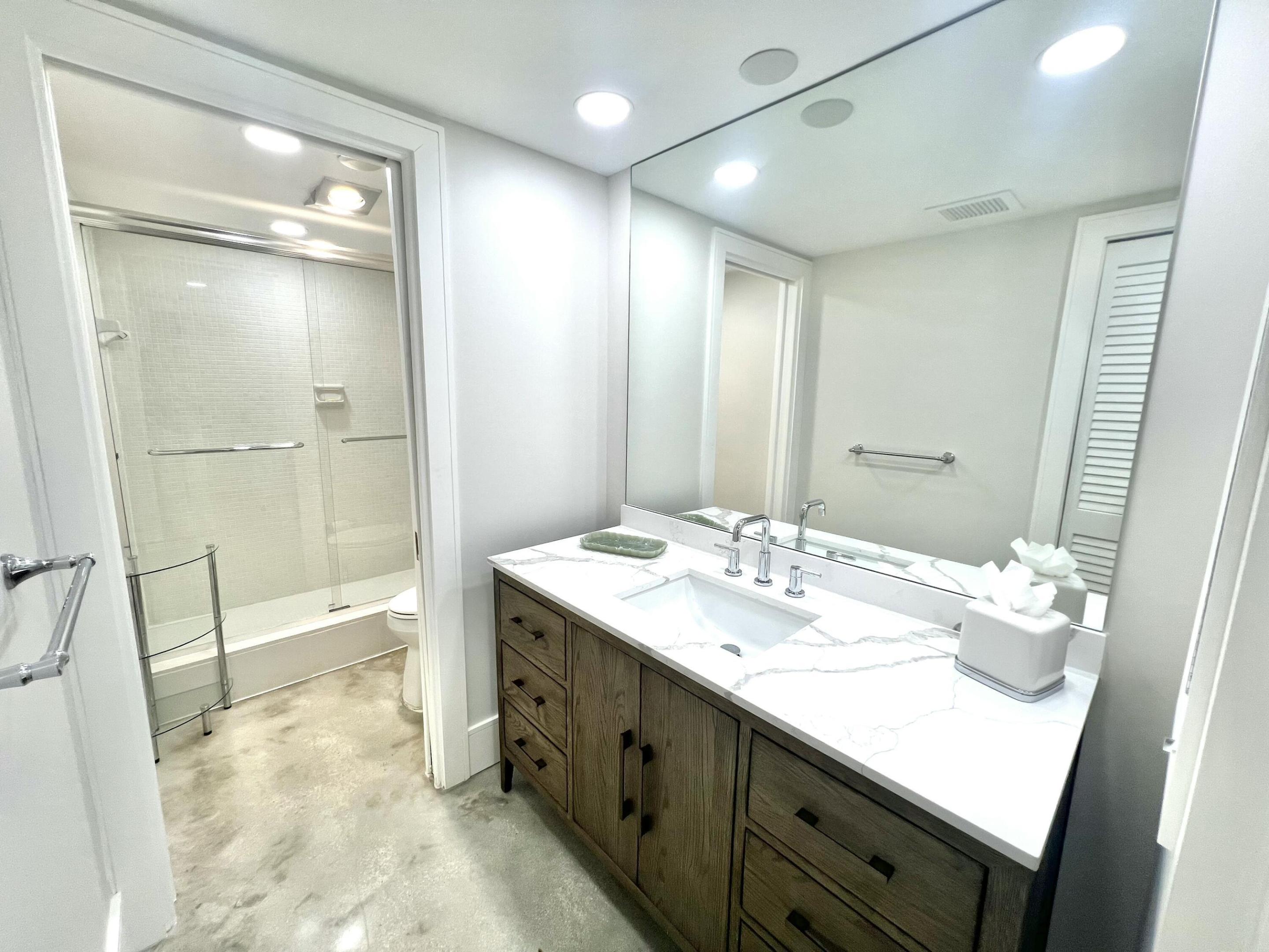In-Town Palm Beach Unit 2 C photo 39