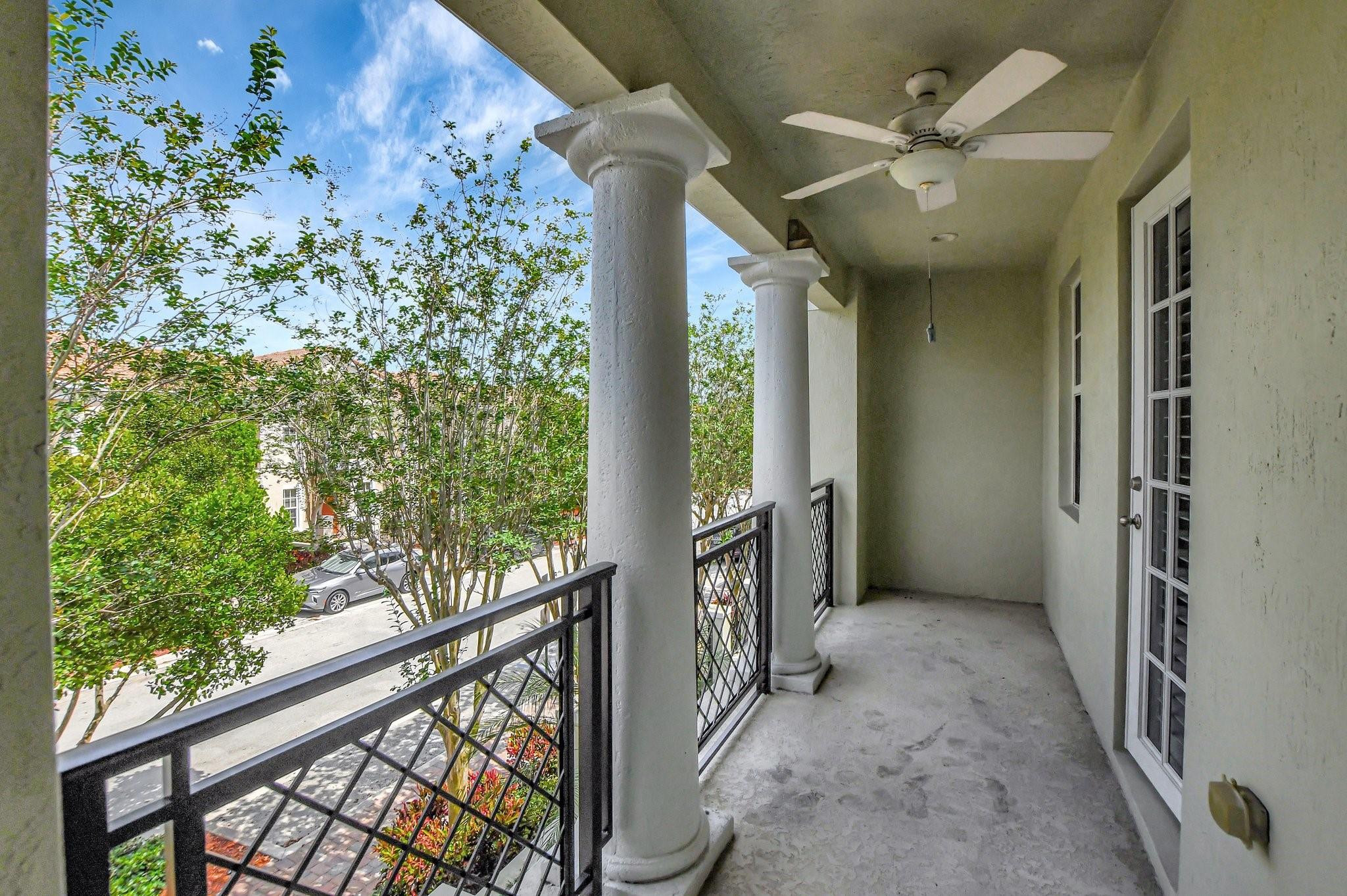  Residence photo 26