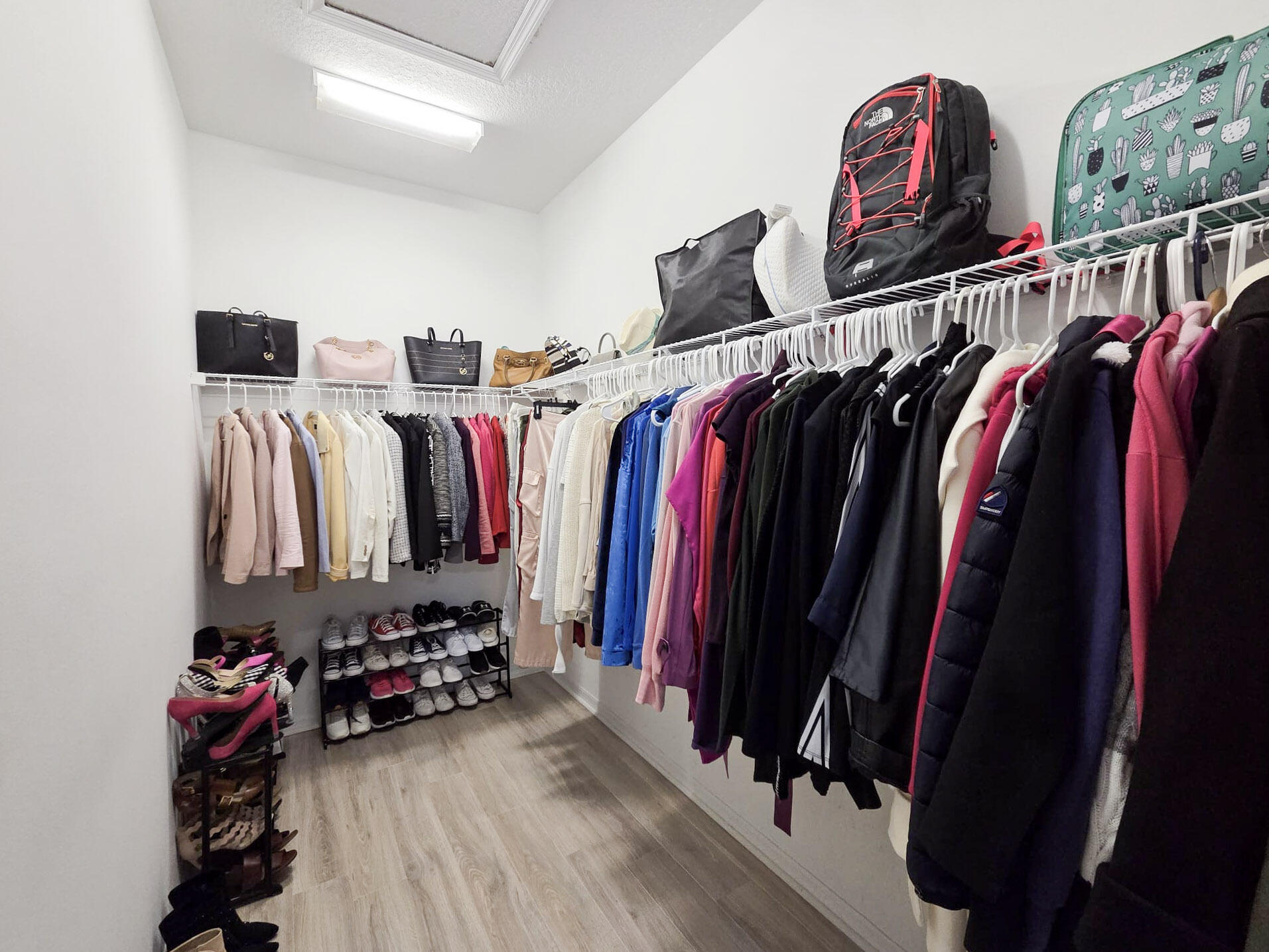 Residence photo 60