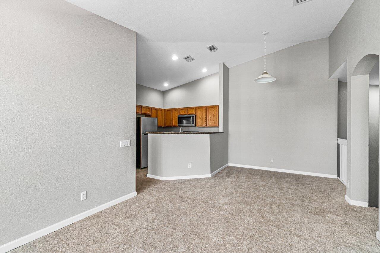 Residence photo 4