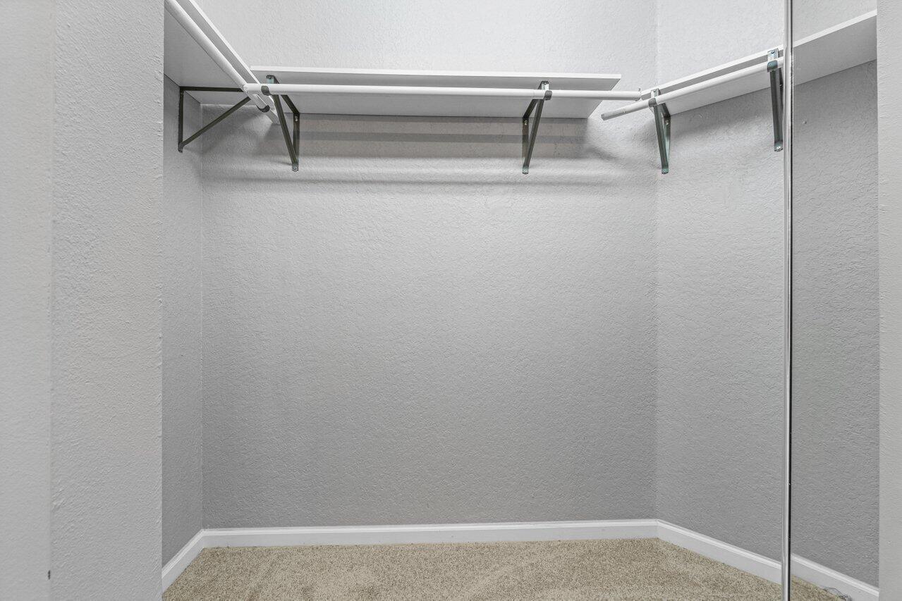 Residence photo 11