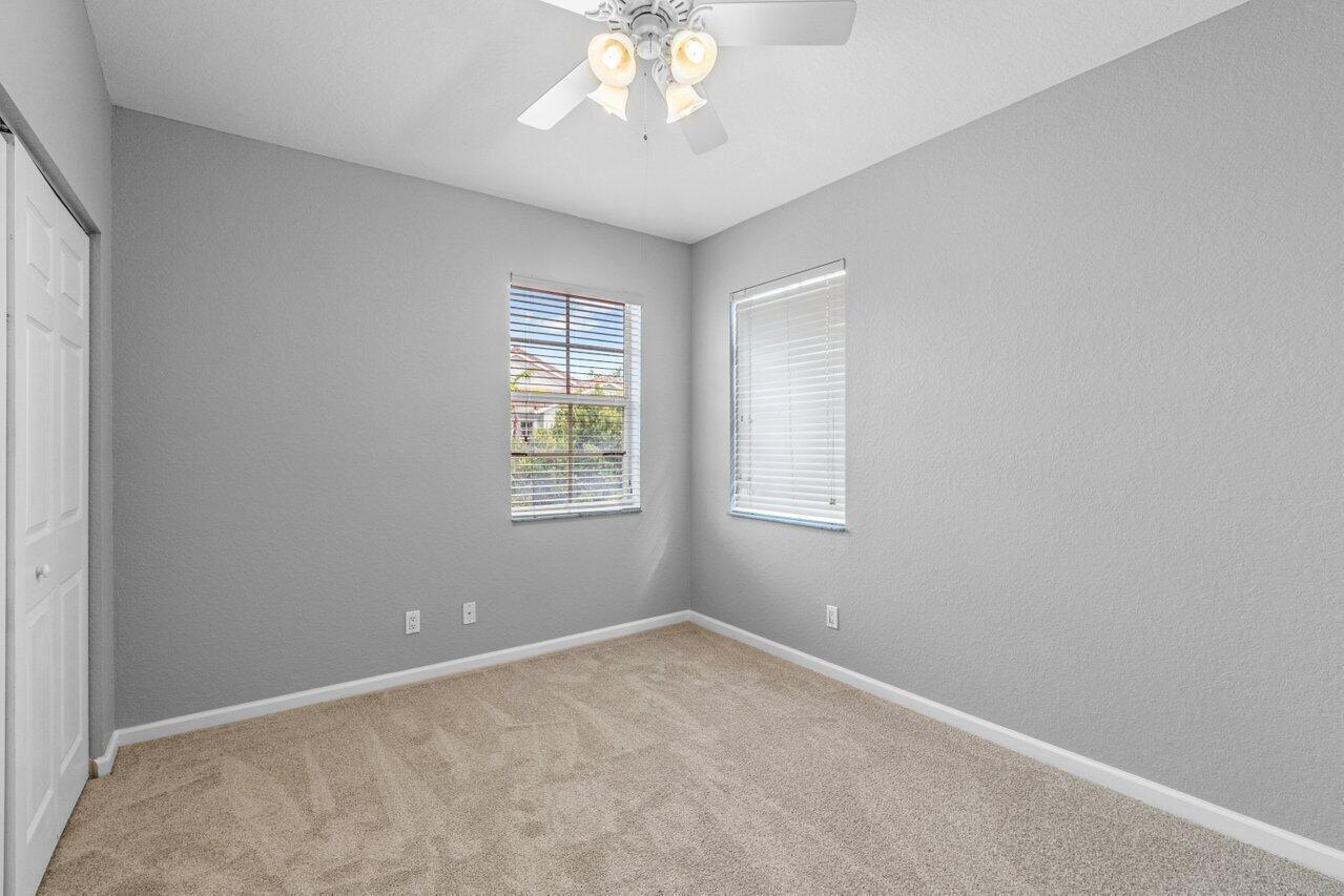 Residence photo 14
