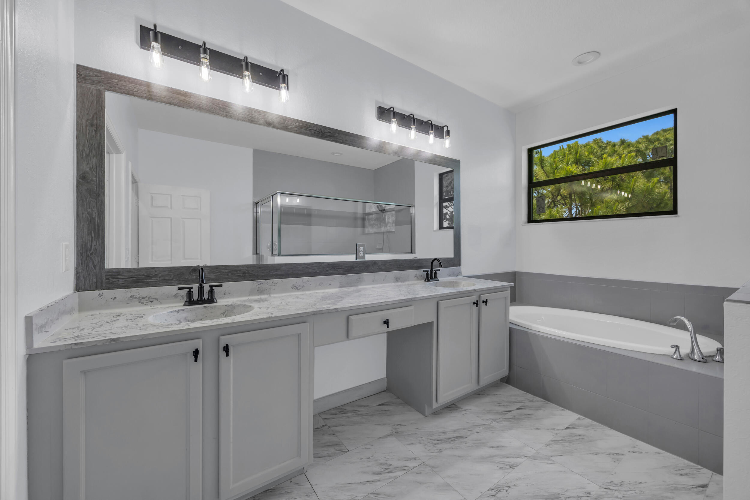 Mariner Sands Residence photo 26