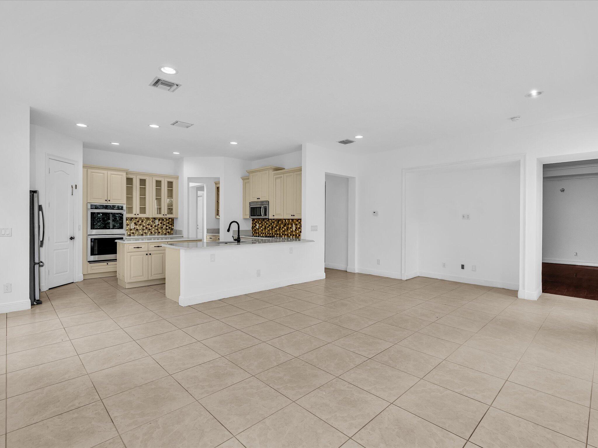  Residence photo 38