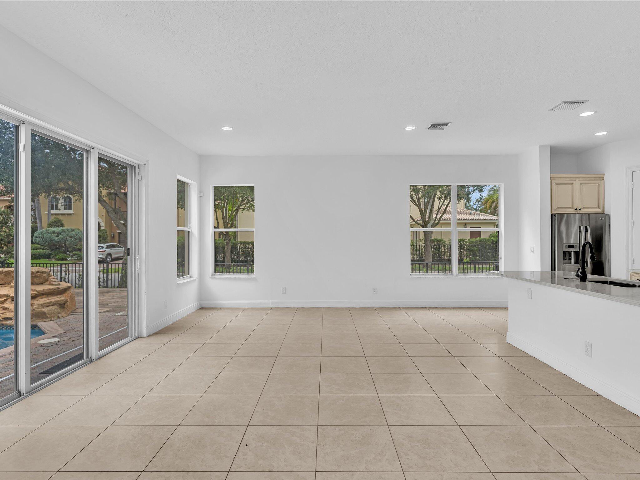  Residence photo 41