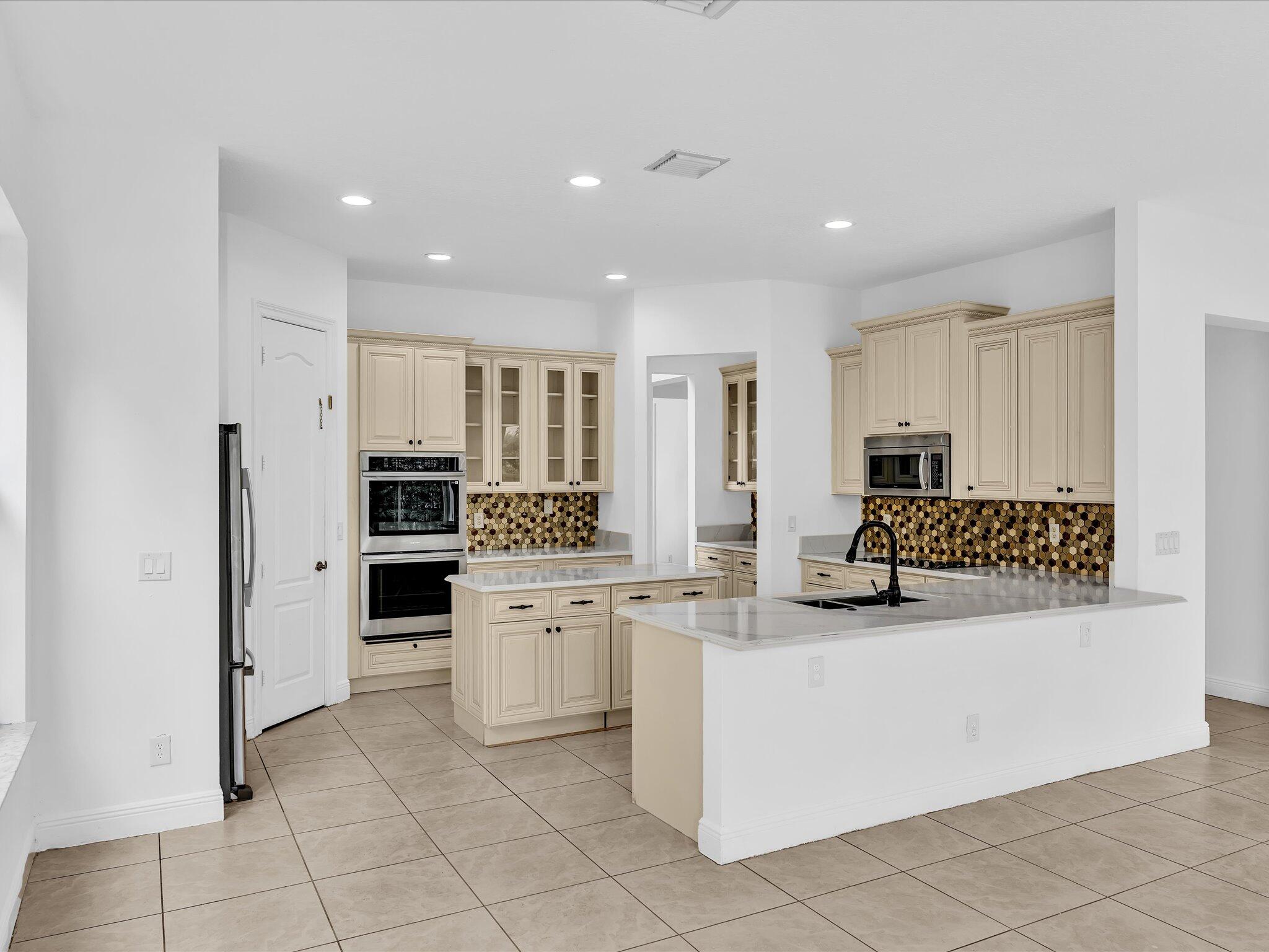  Residence photo 53