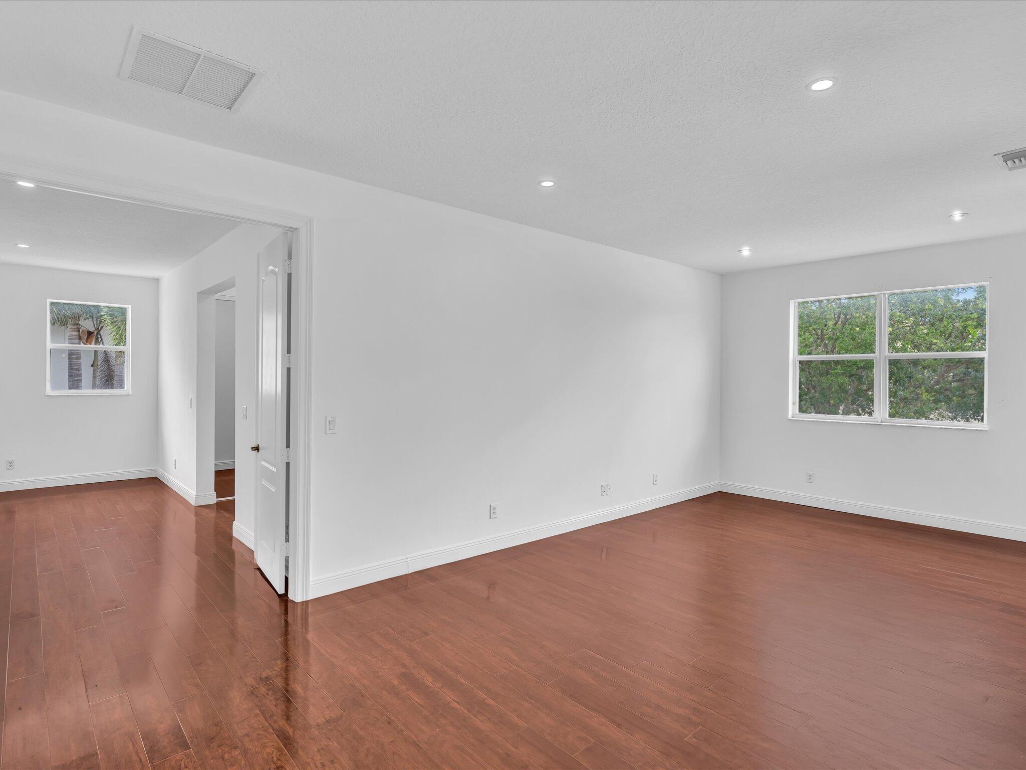  Residence photo 71