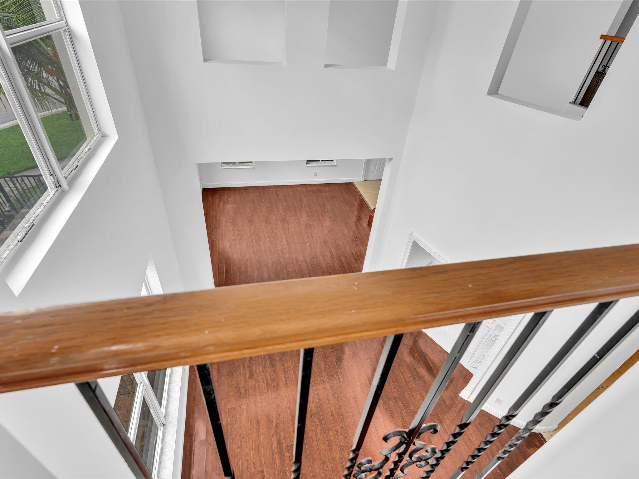  Residence photo 75