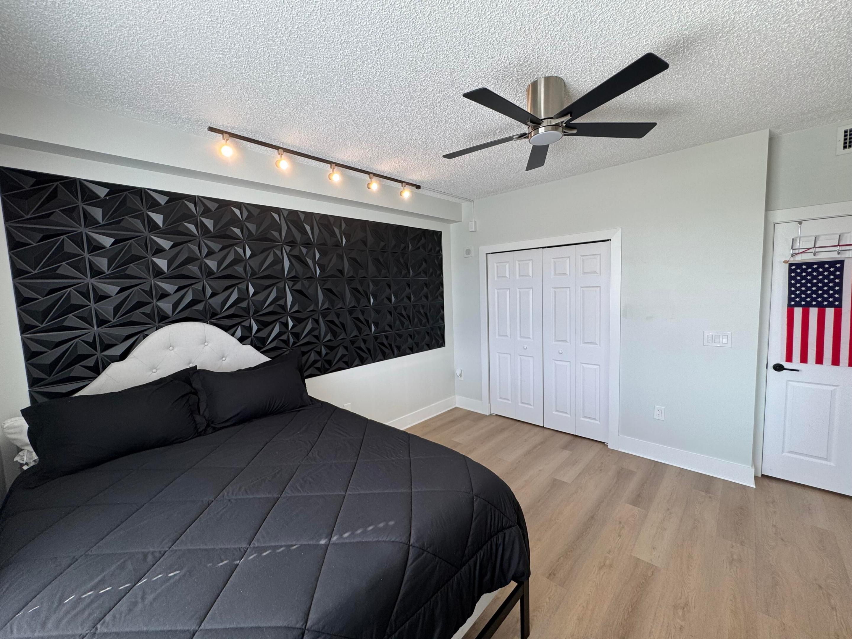 The Montecito Unit 805 photo 6