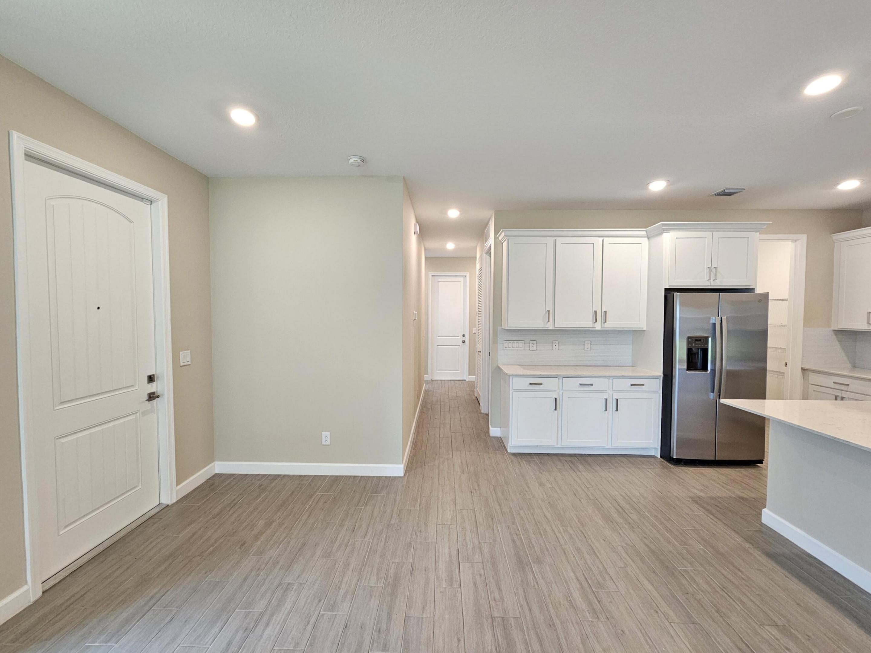Residence photo 12