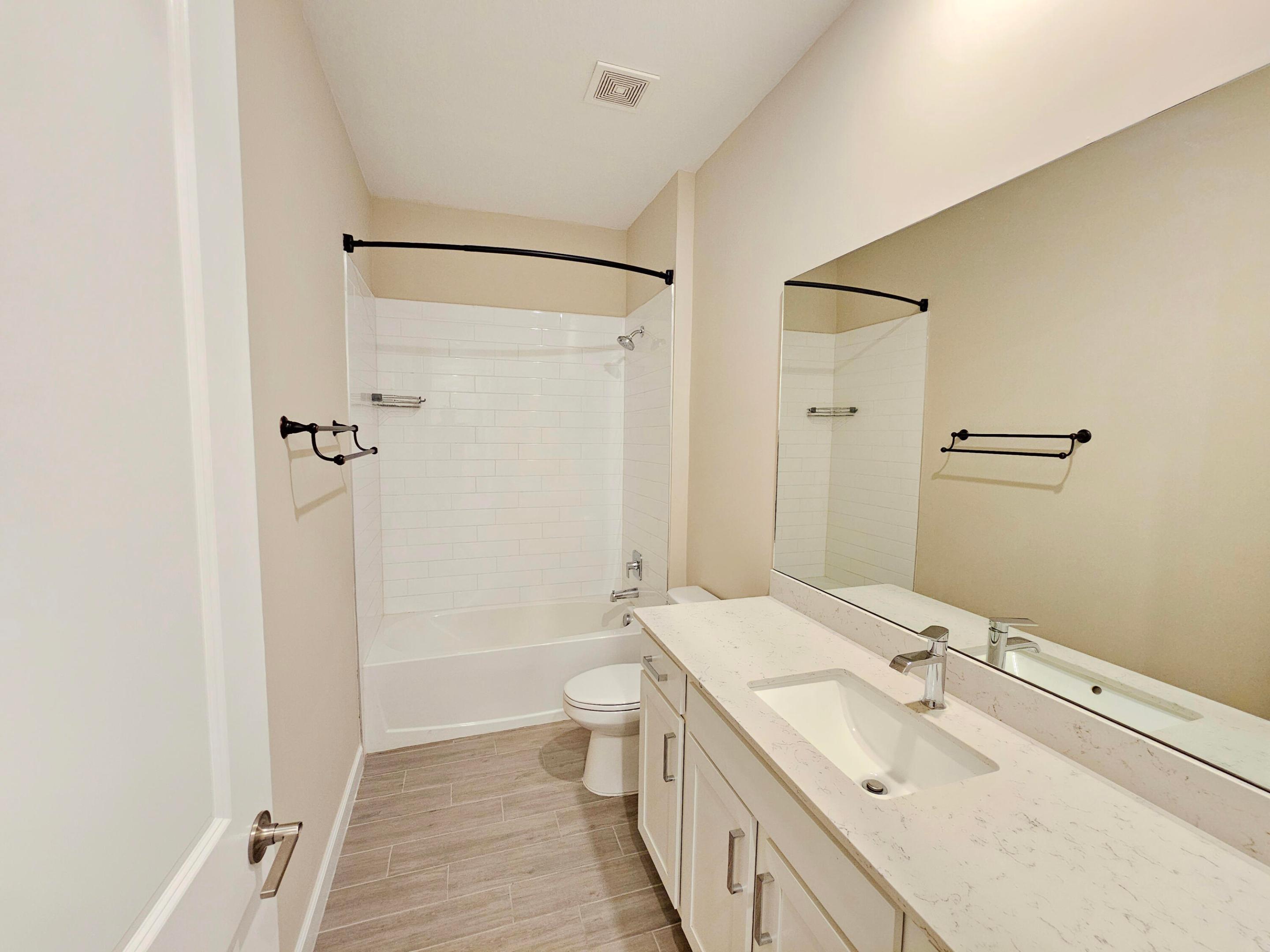 Residence photo 19