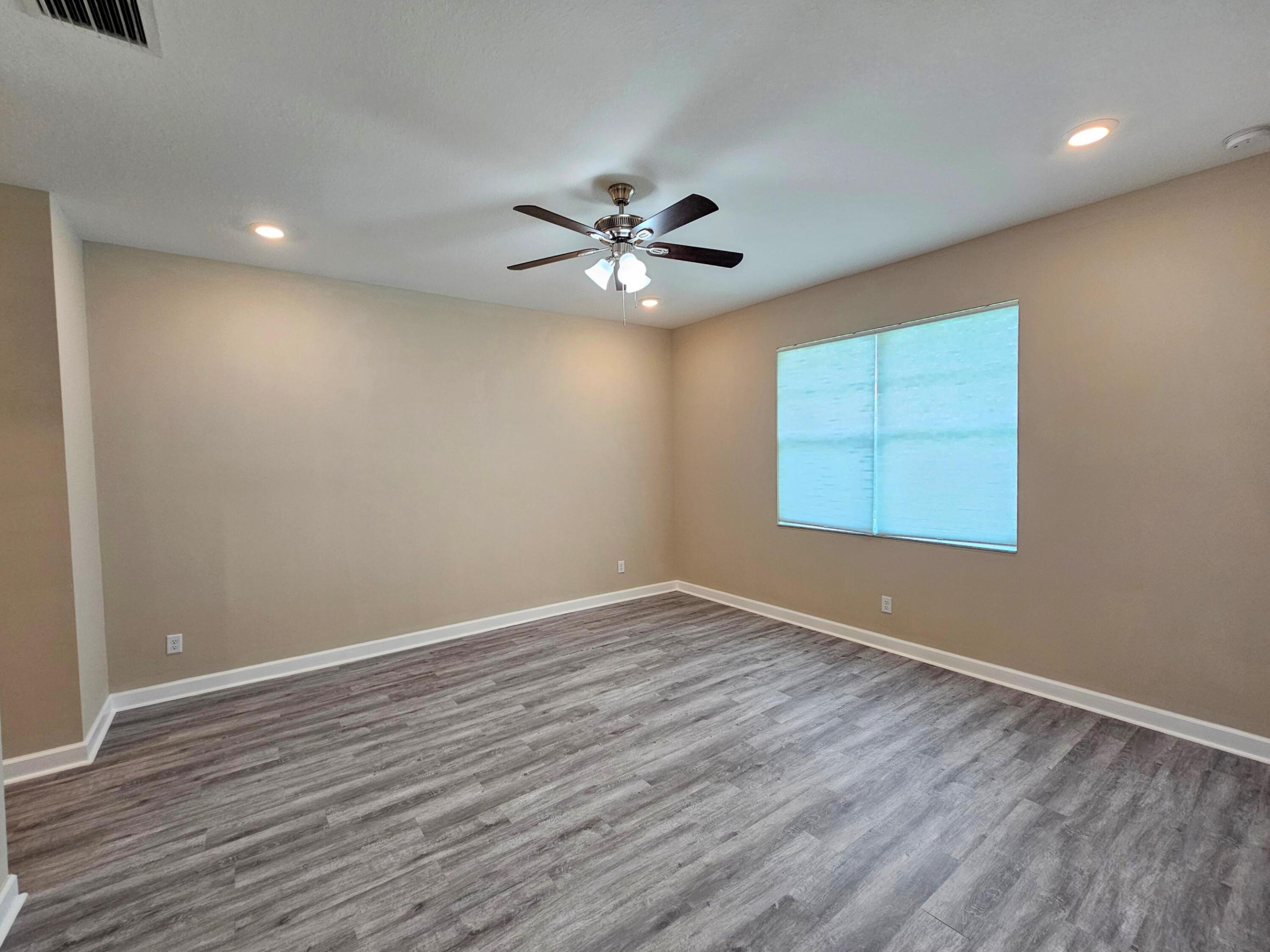 Residence photo 21