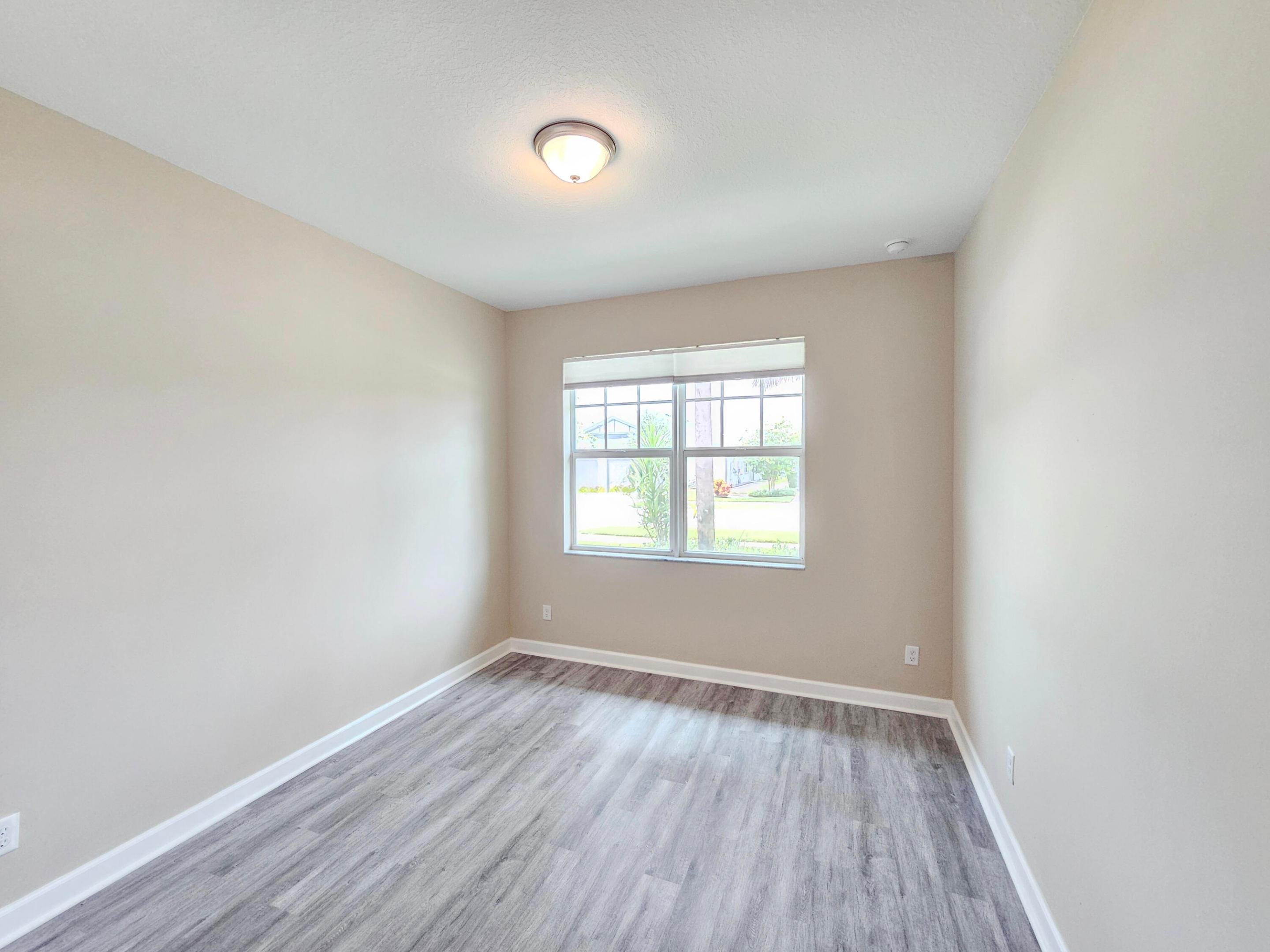 Residence photo 28