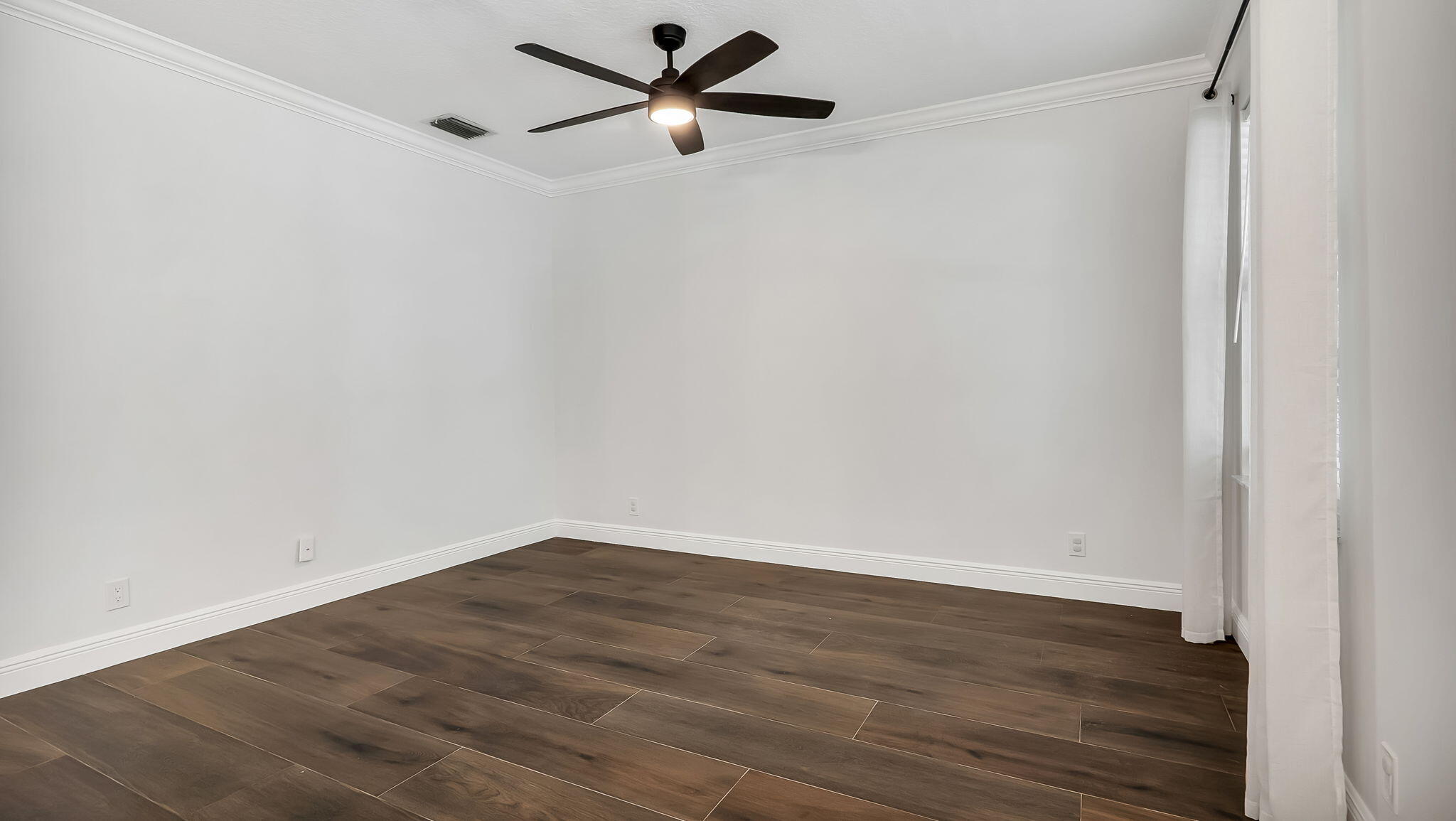 Residence photo 11