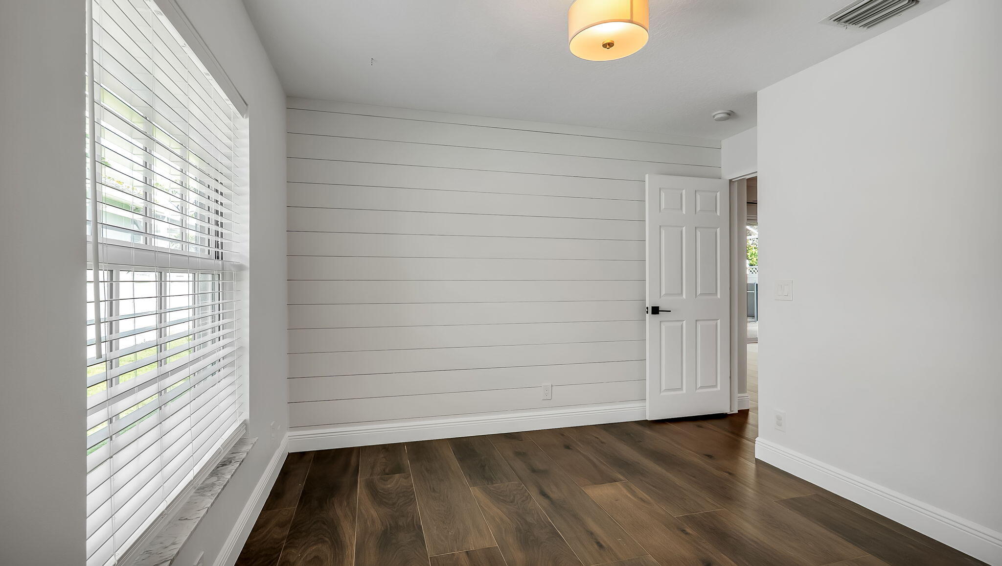 Residence photo 31