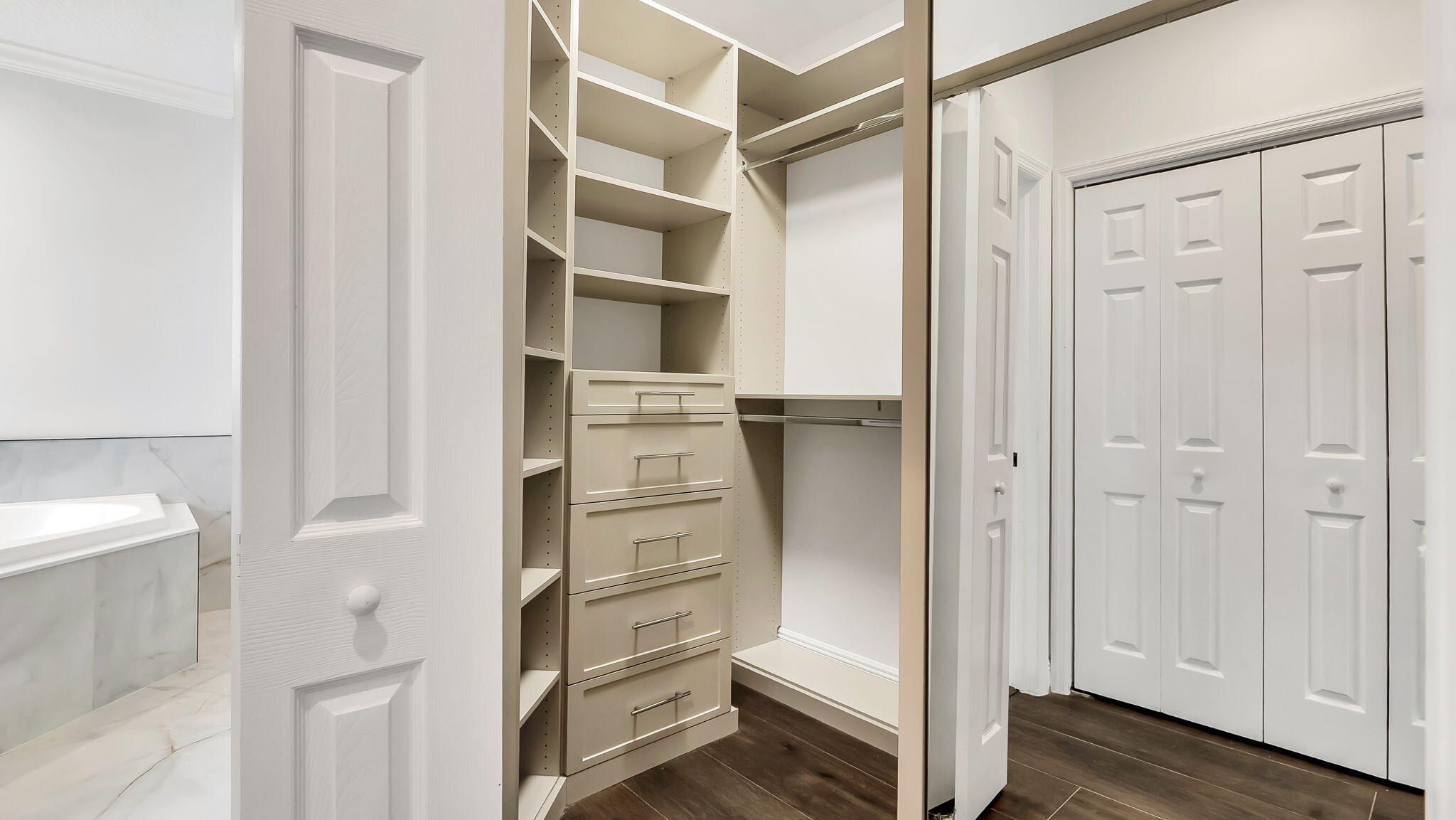 Residence photo 47