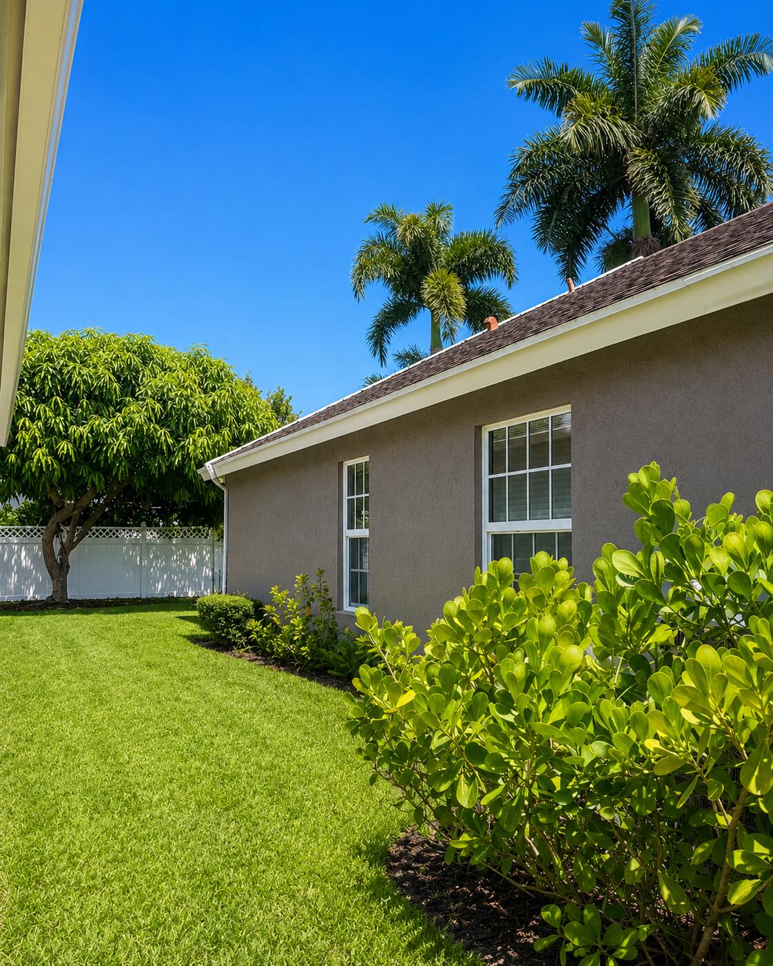 Residence photo 62