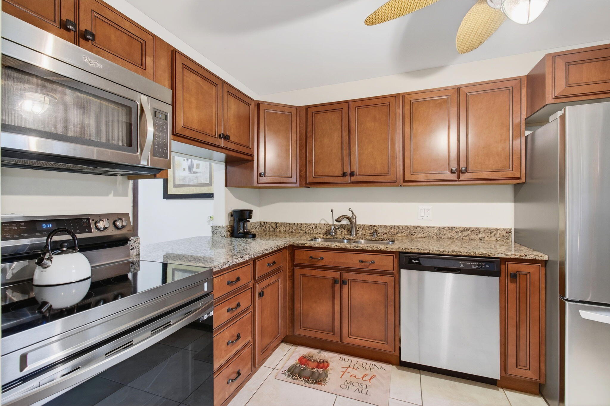  Residence photo 5