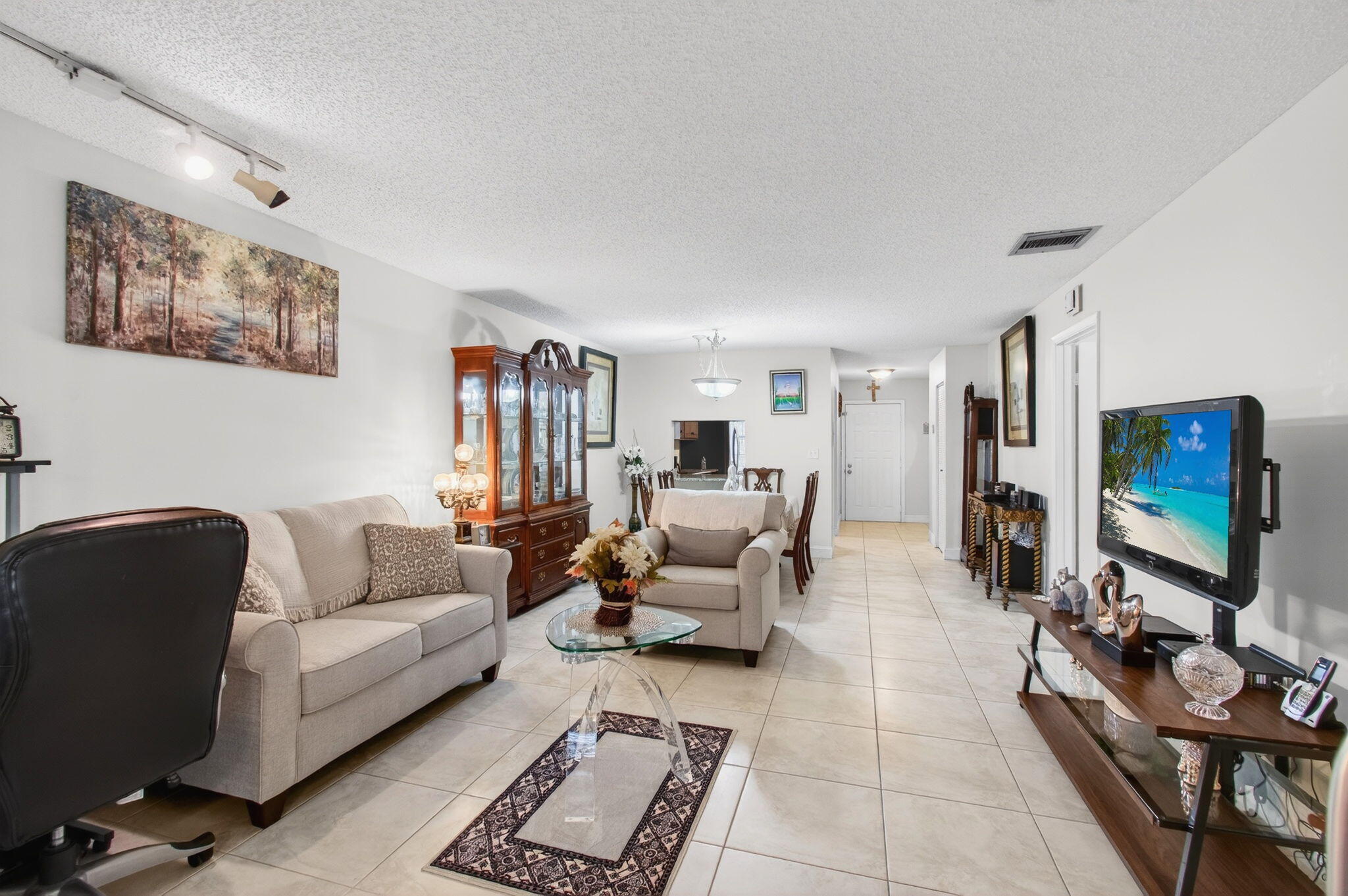  Residence photo 15