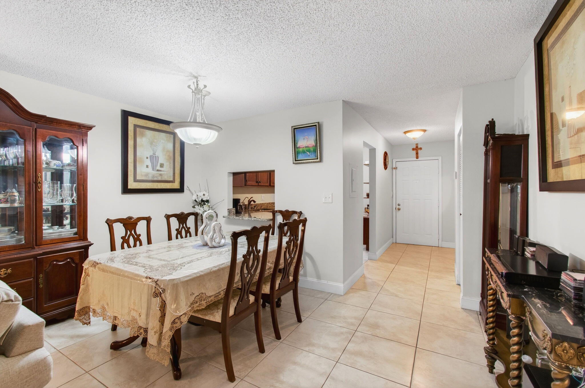  Residence photo 17