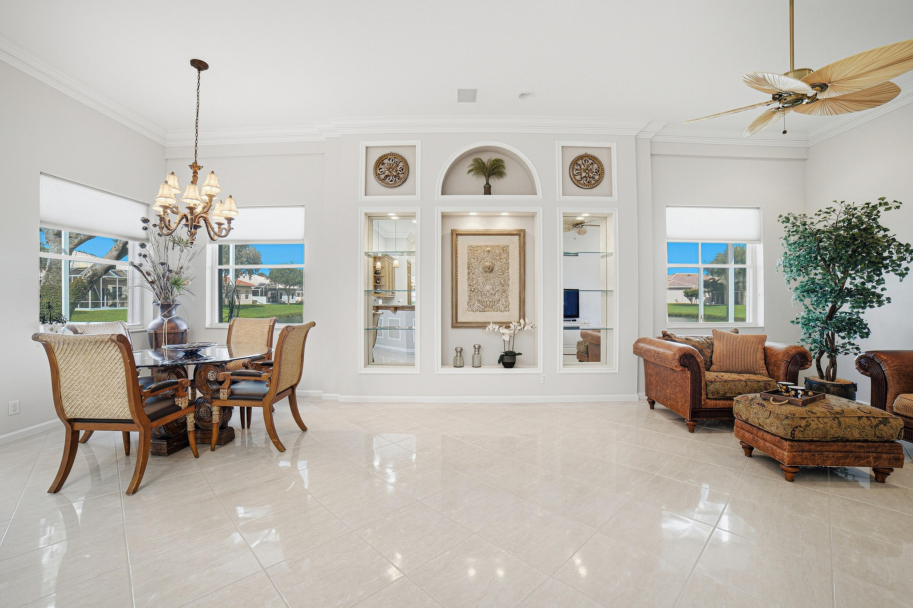 Residence photo 2