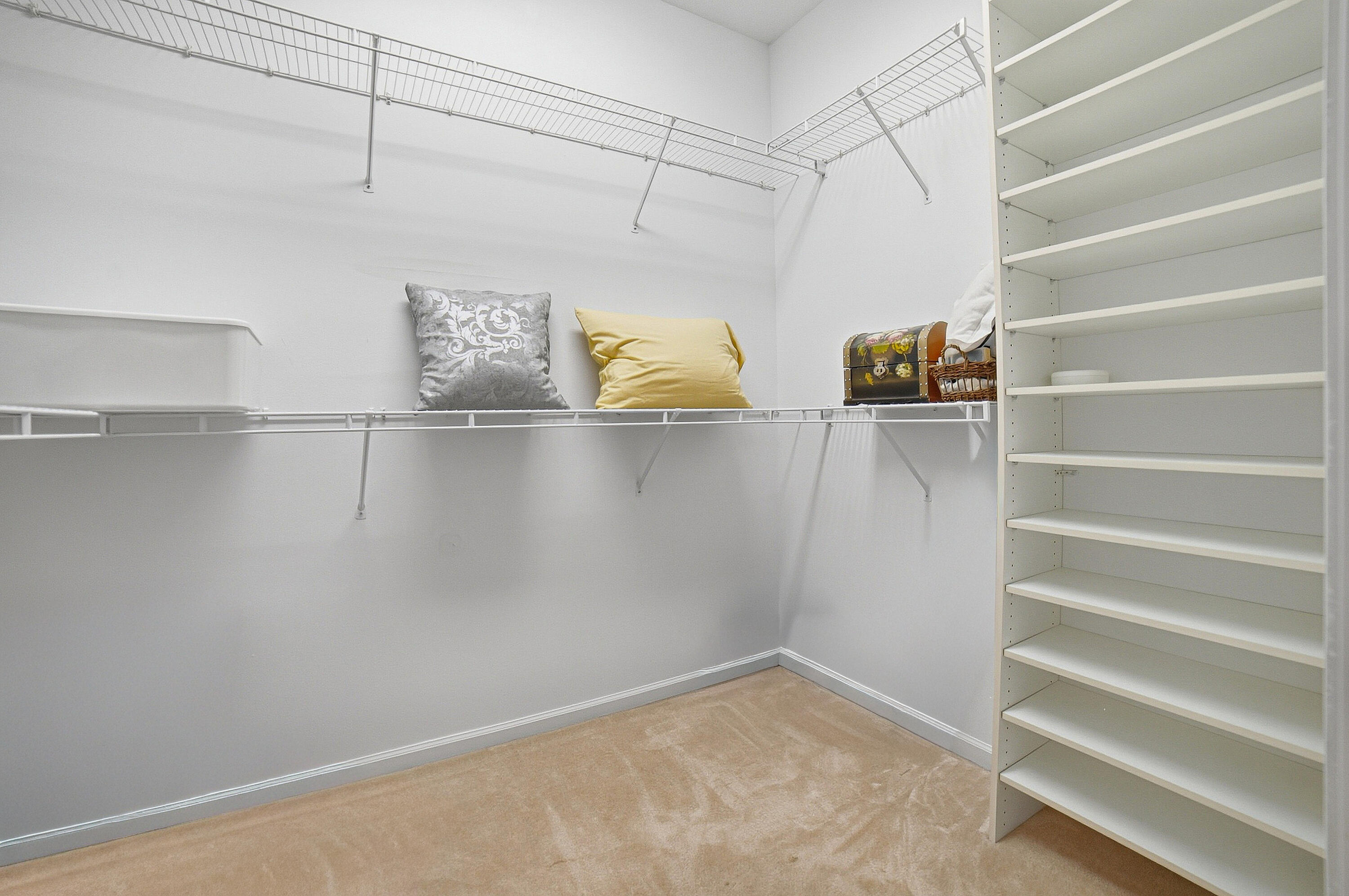 Residence photo 32