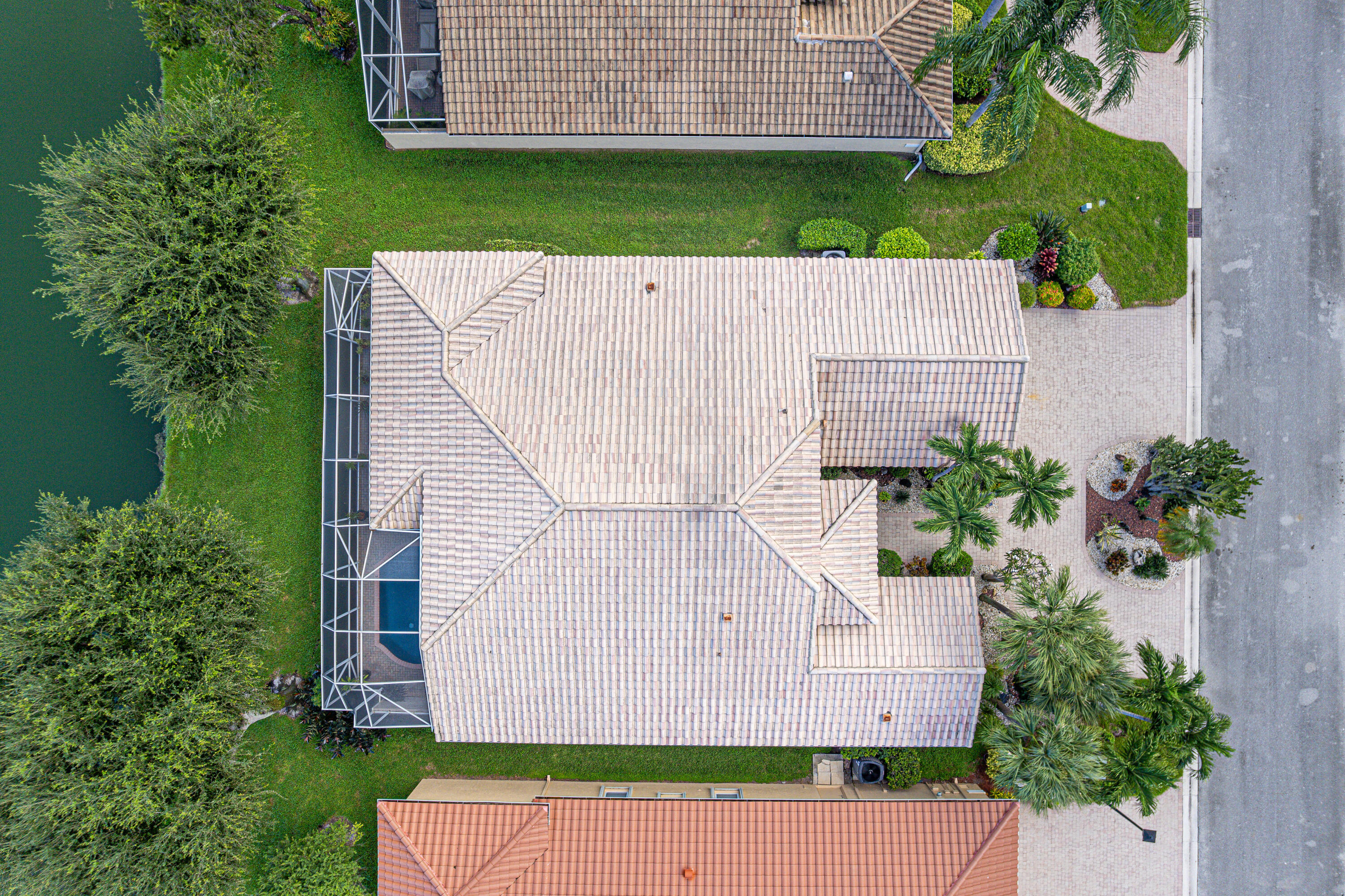 Residence photo 64