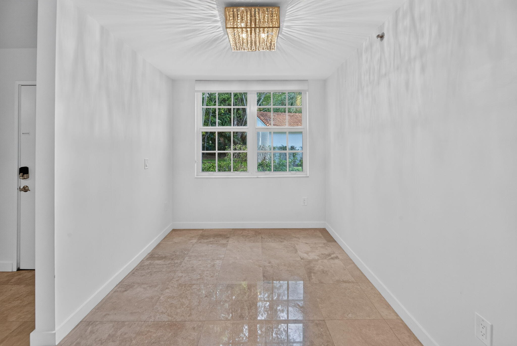 Unit 108 photo 6
