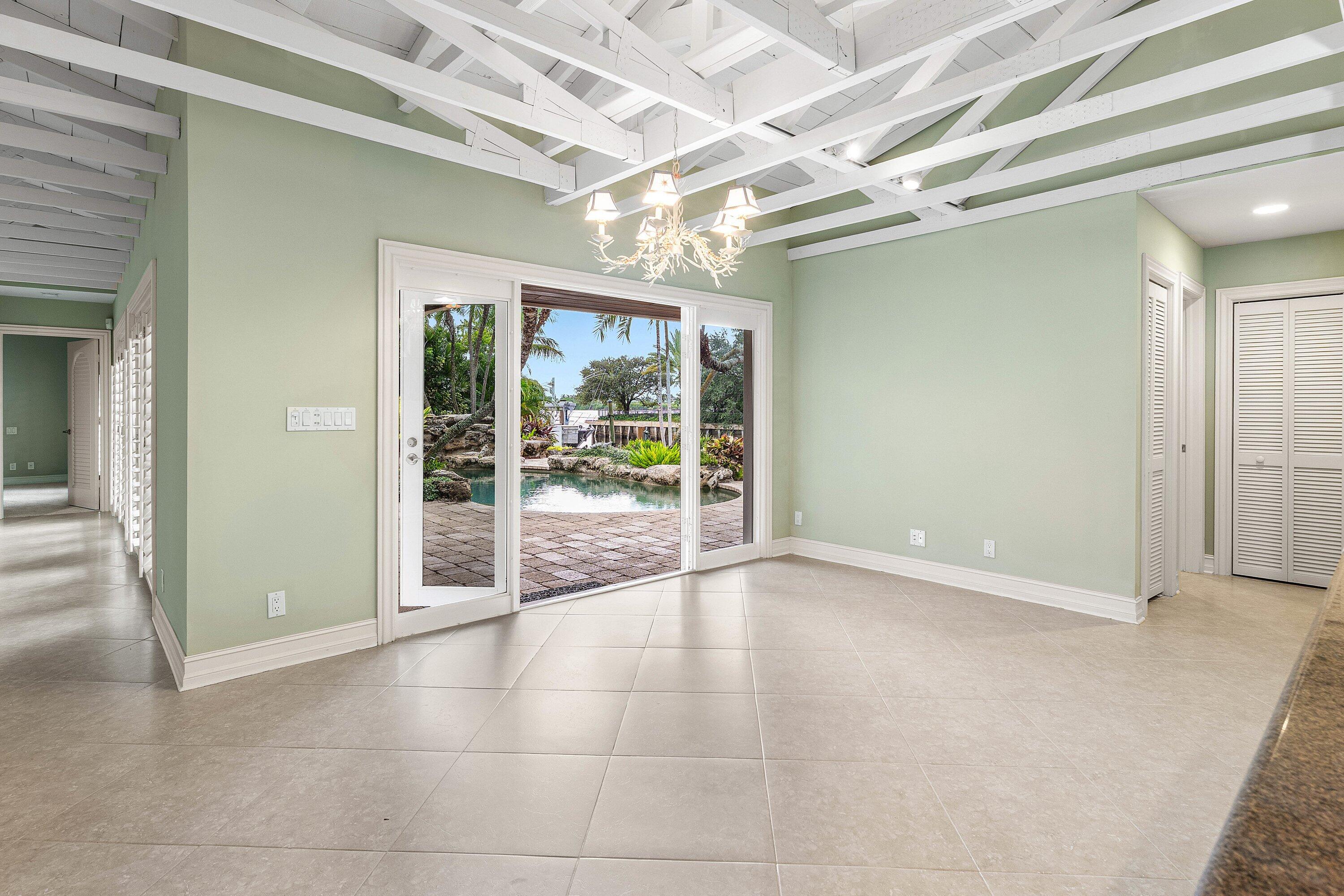 McCormick Mile Residence photo 7
