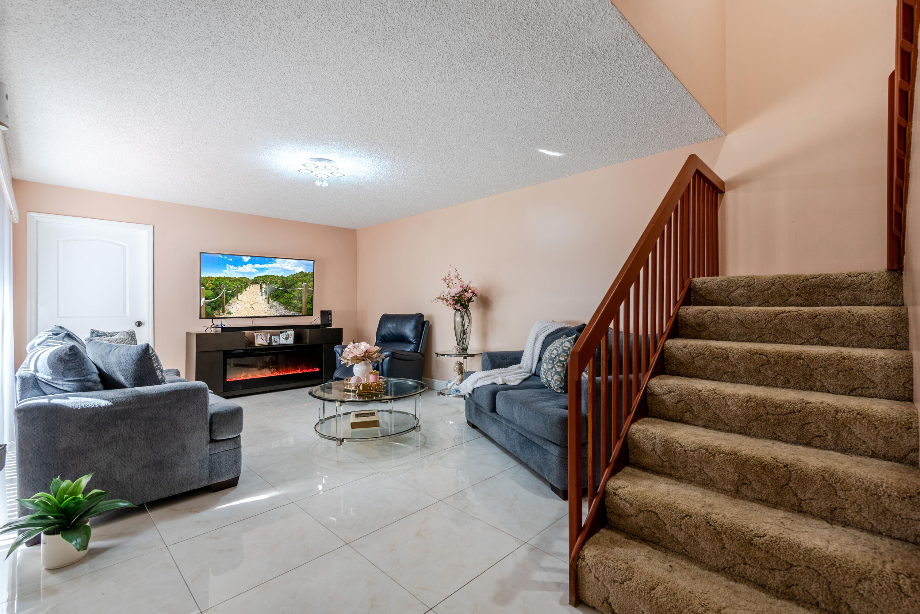 Residence photo 10