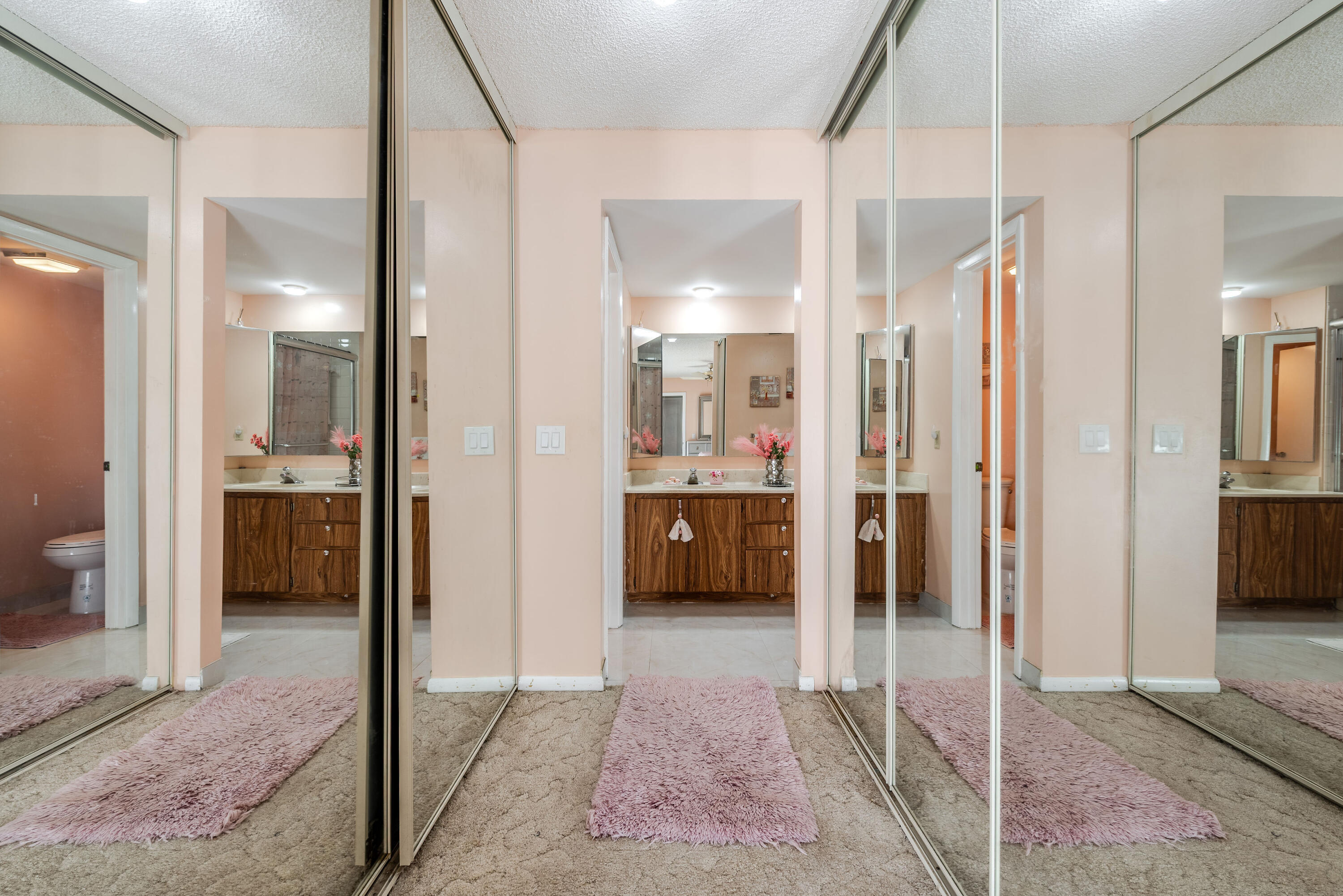 Residence photo 25
