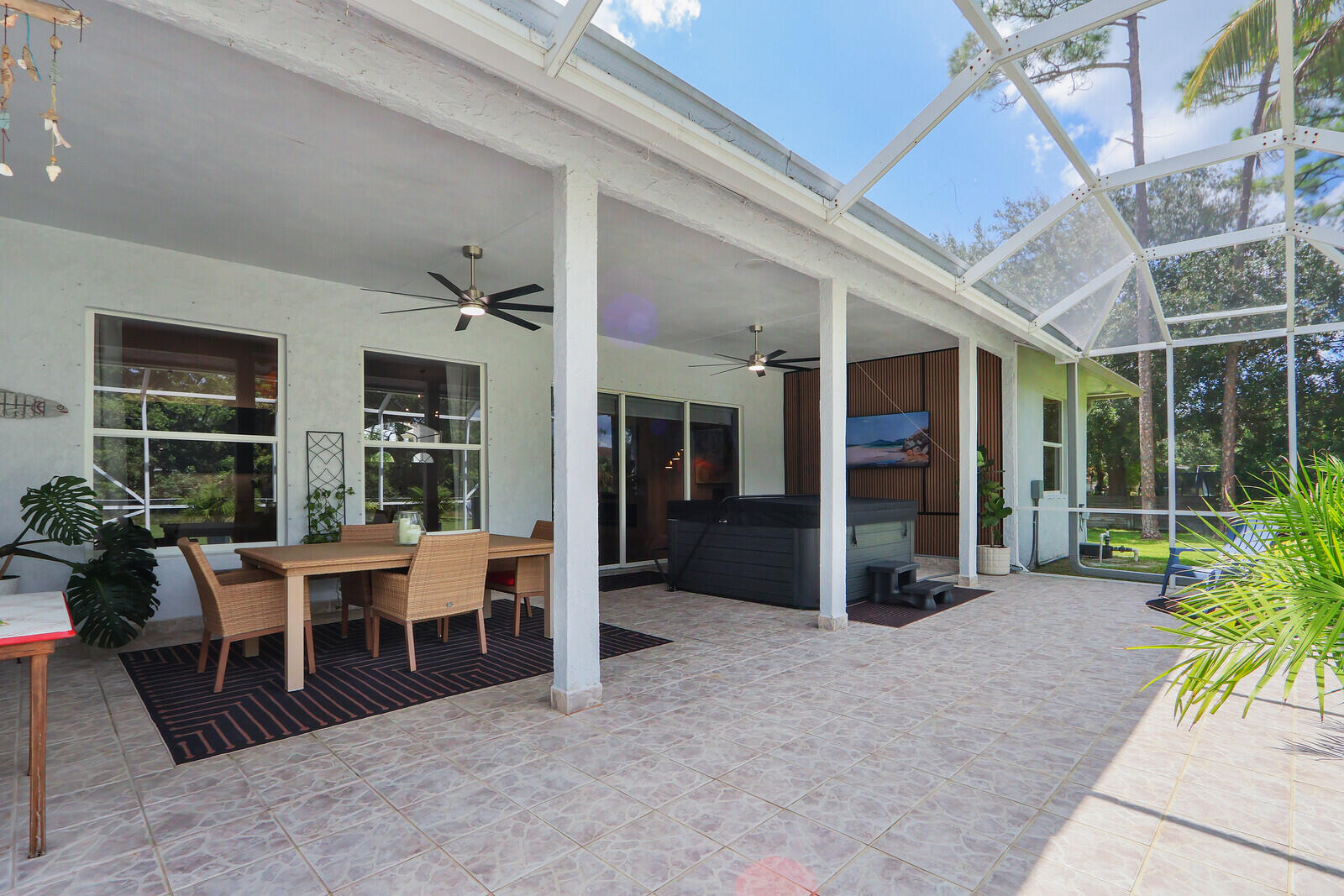 Residence photo 32