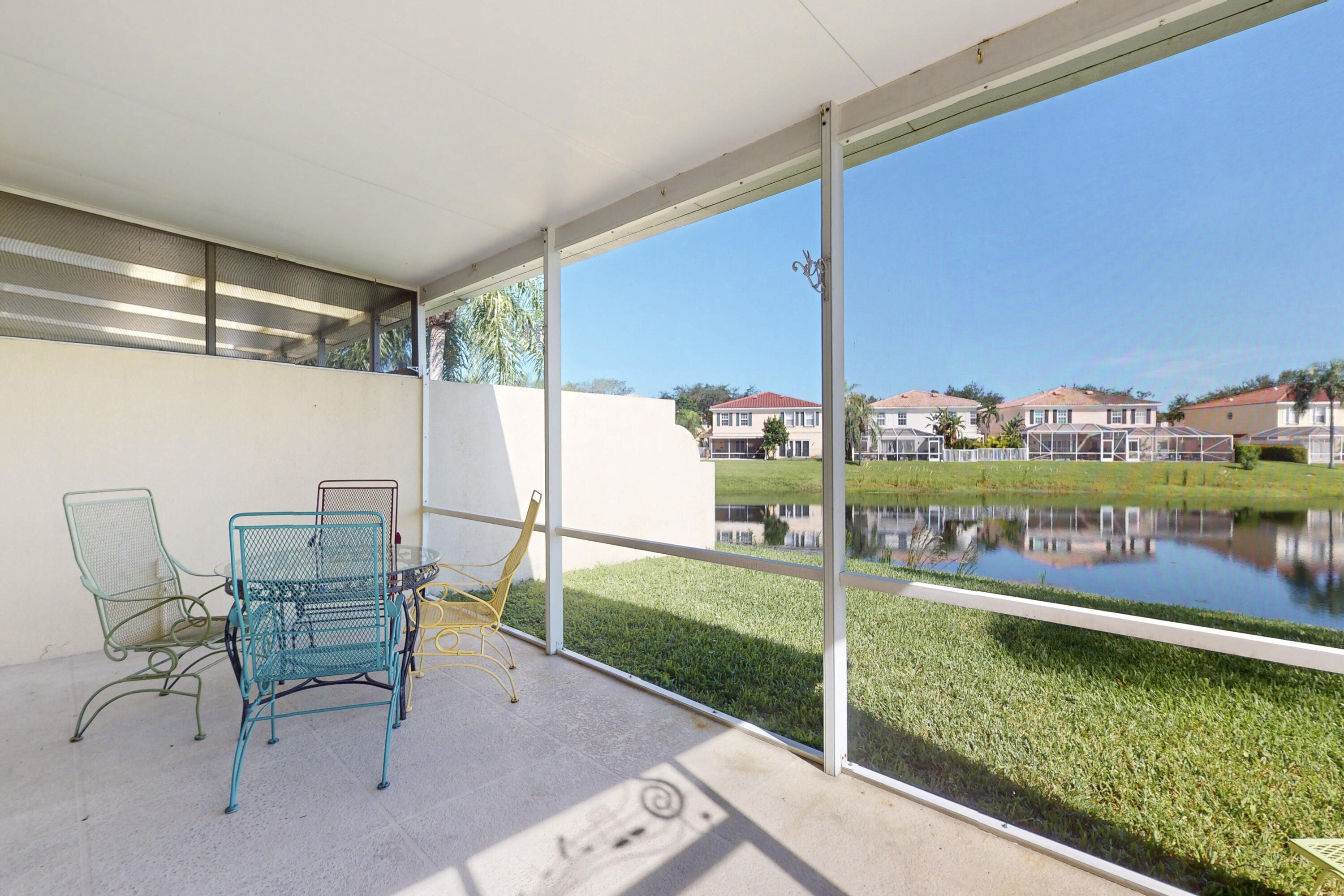 Residence photo 2