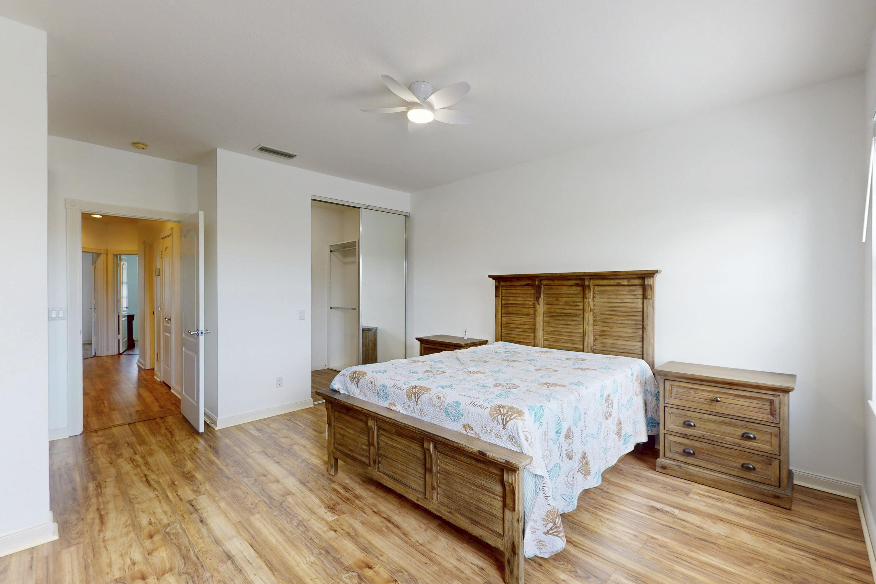 Residence photo 14