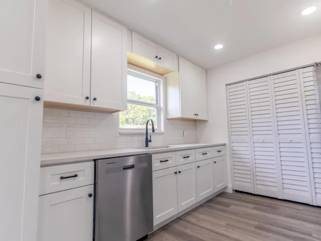  Residence photo 4