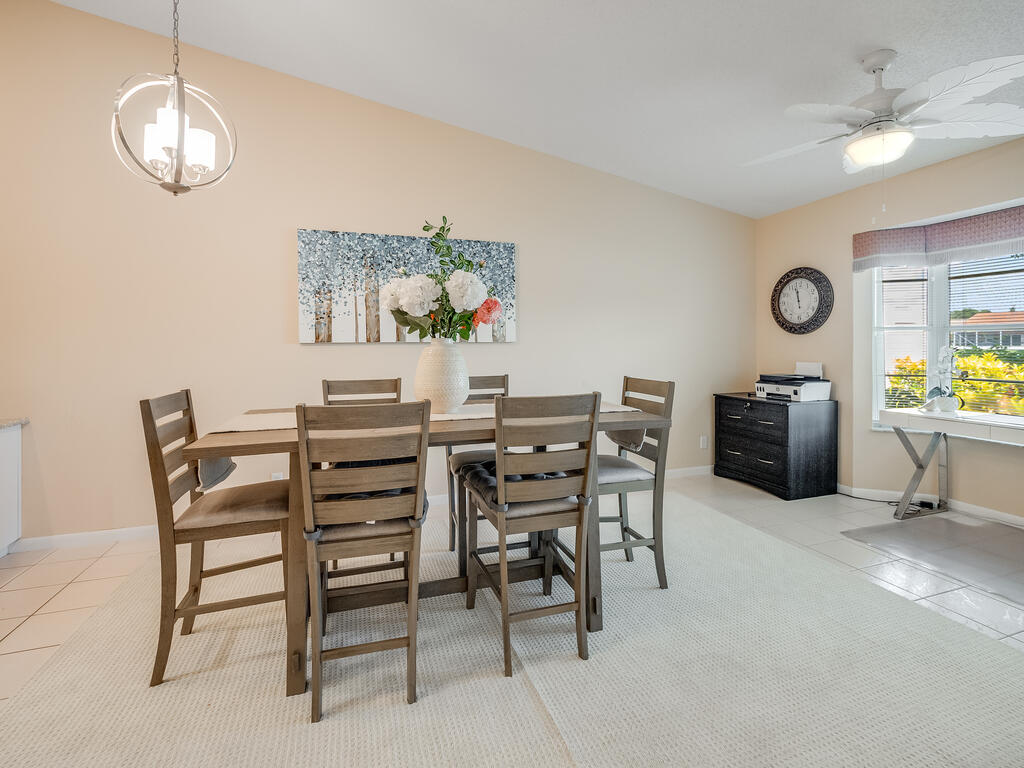  Residence photo 8