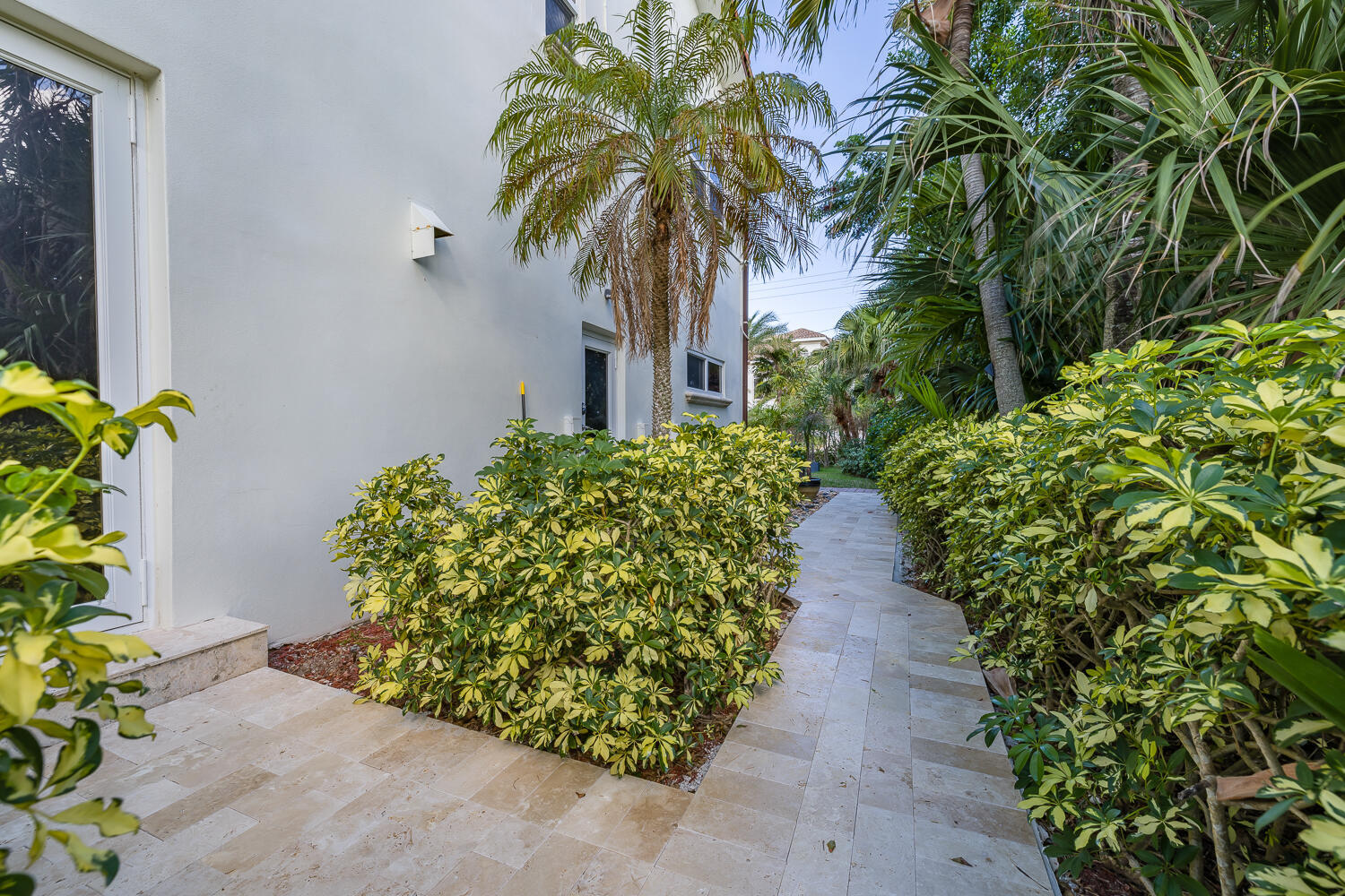 Residence photo 44