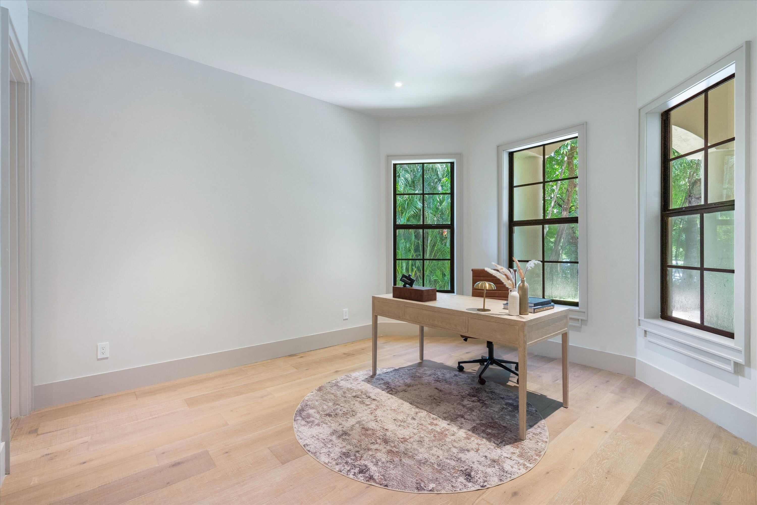 Shady Oaks Residence photo 23