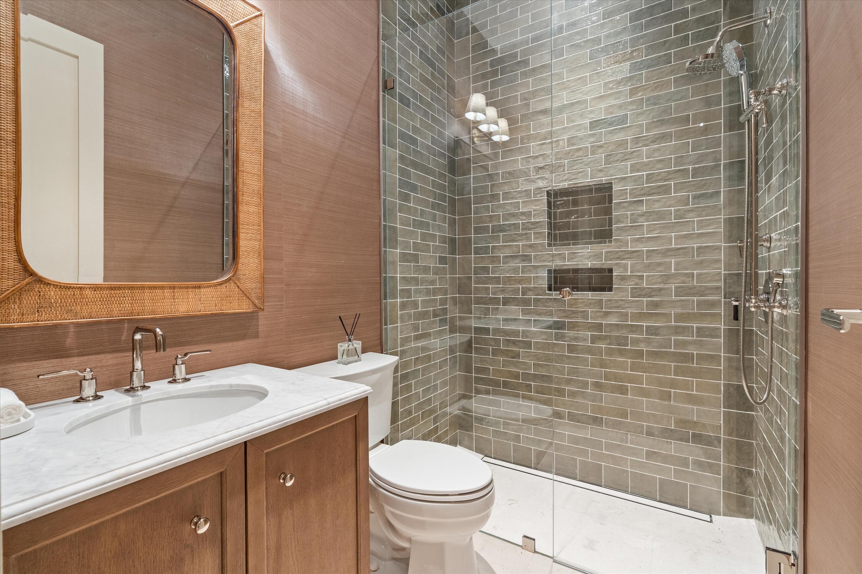 Shady Oaks Residence photo 30