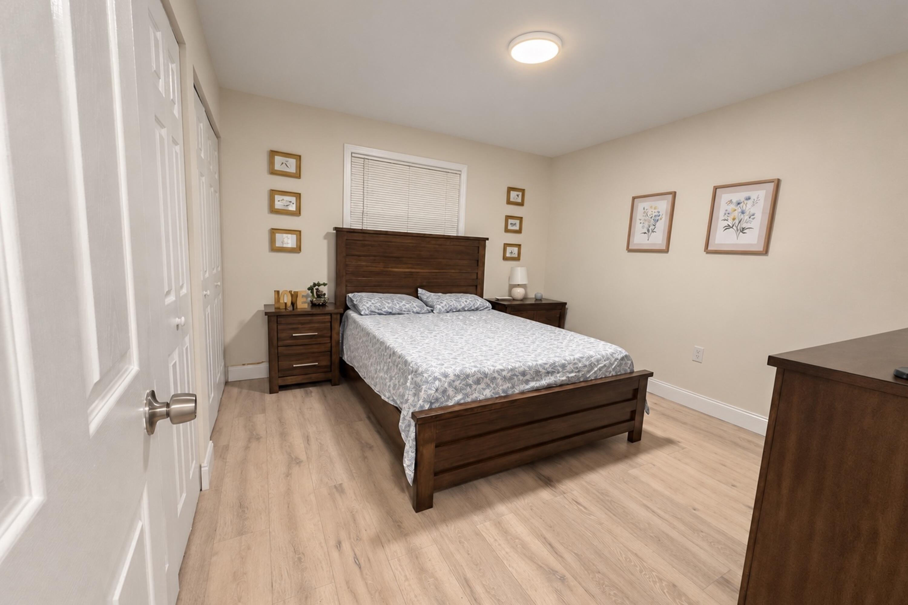 Unit 109 photo 12