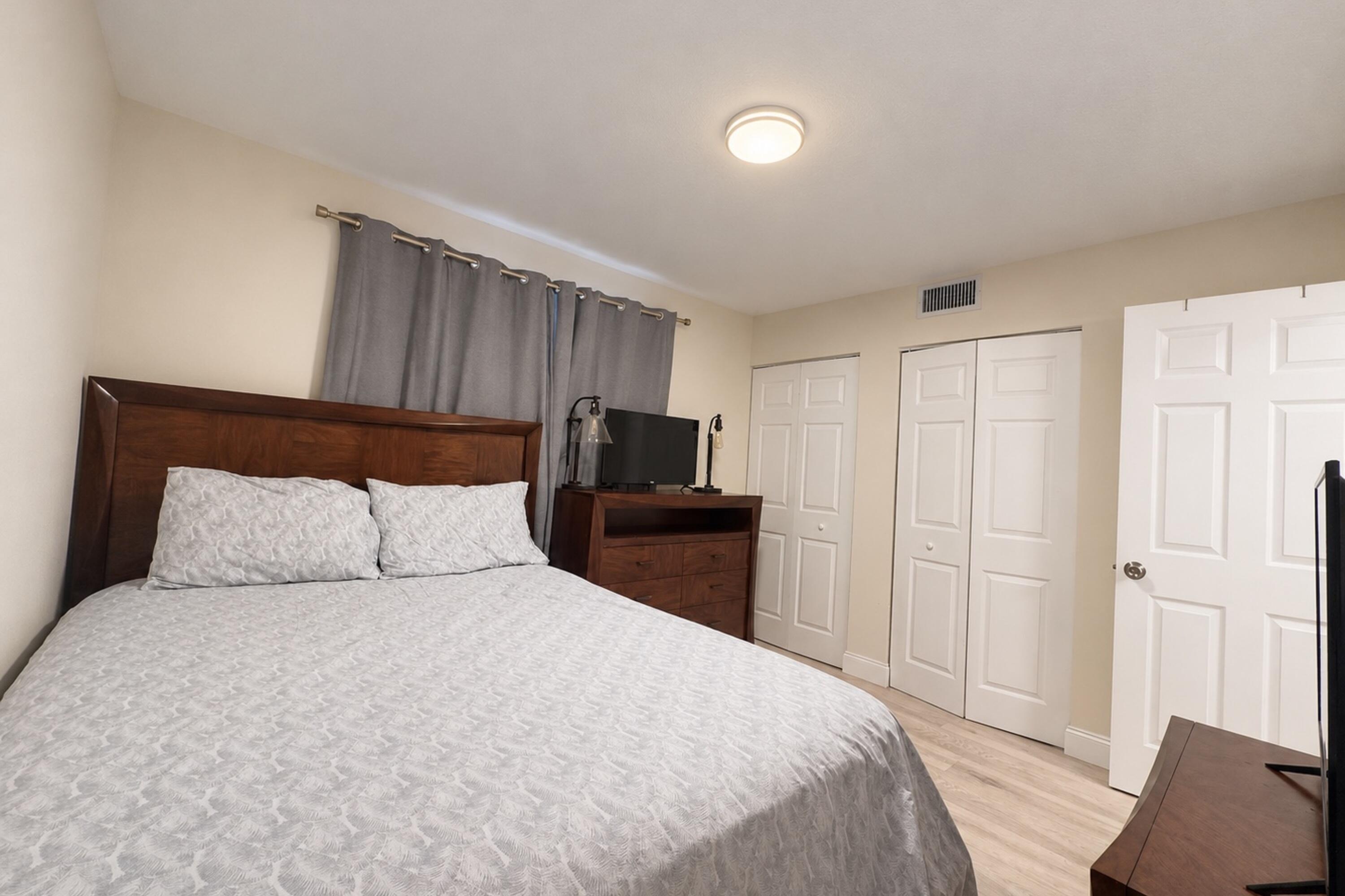 Unit 109 photo 13