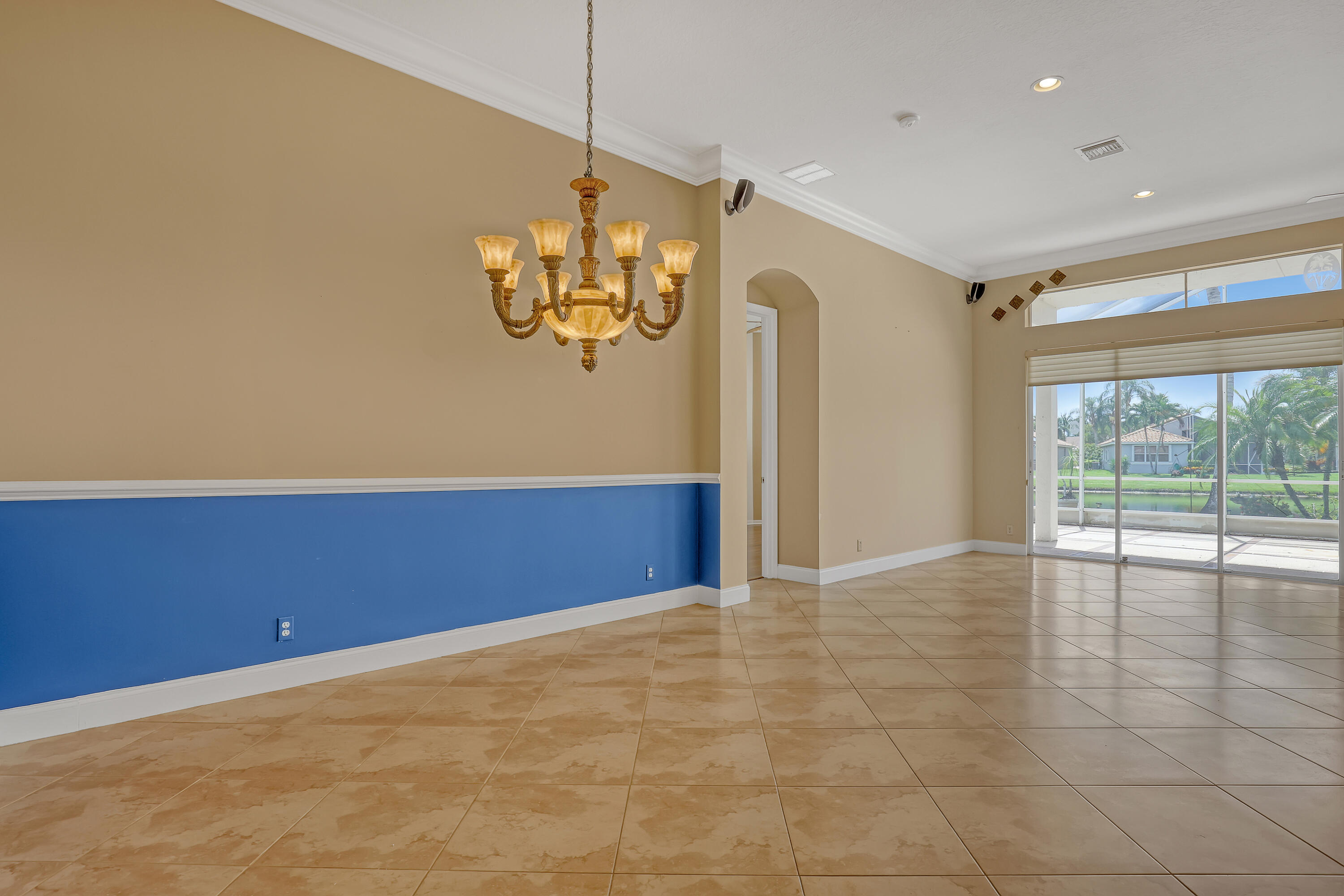 Residence photo 4
