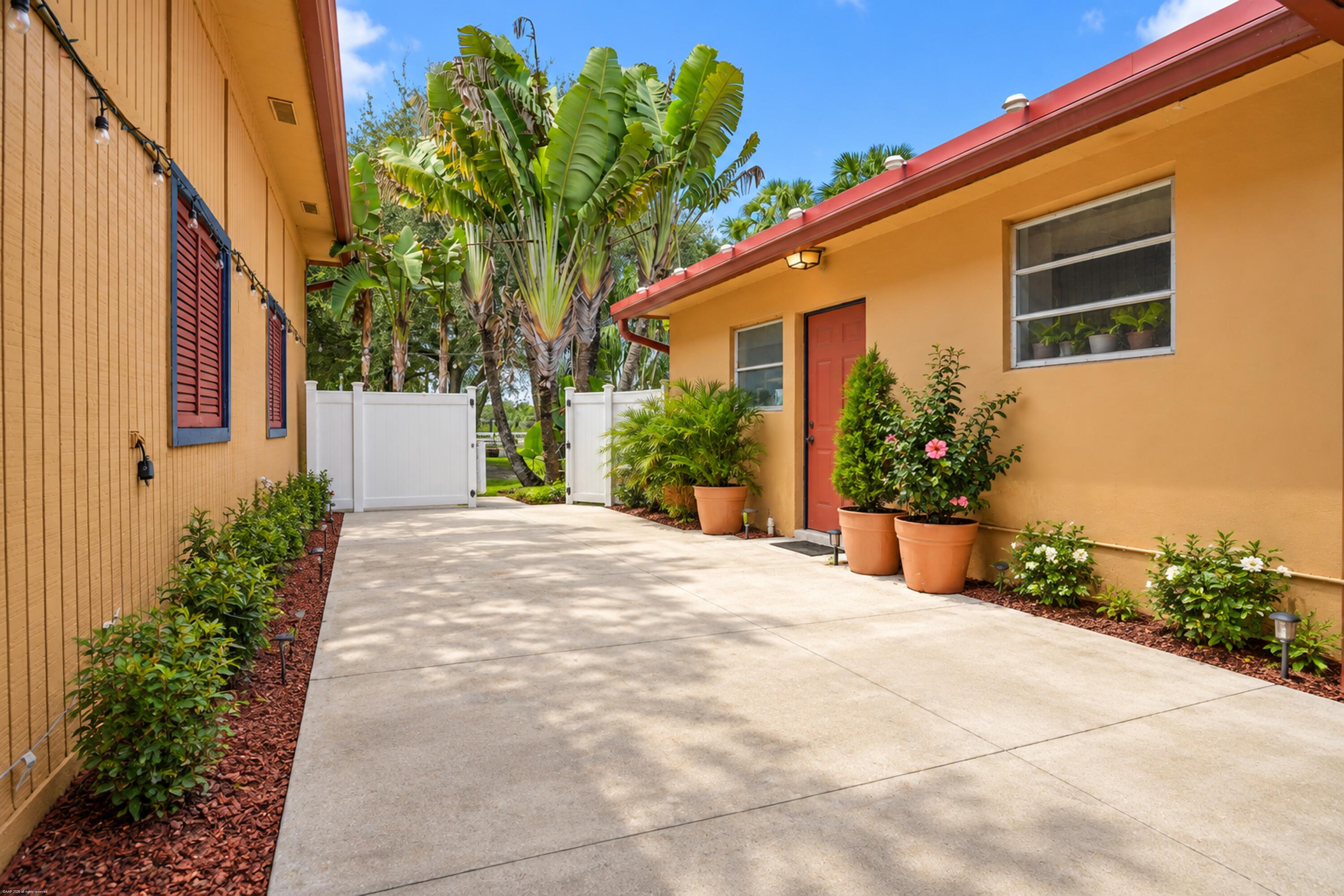 Residence photo 8