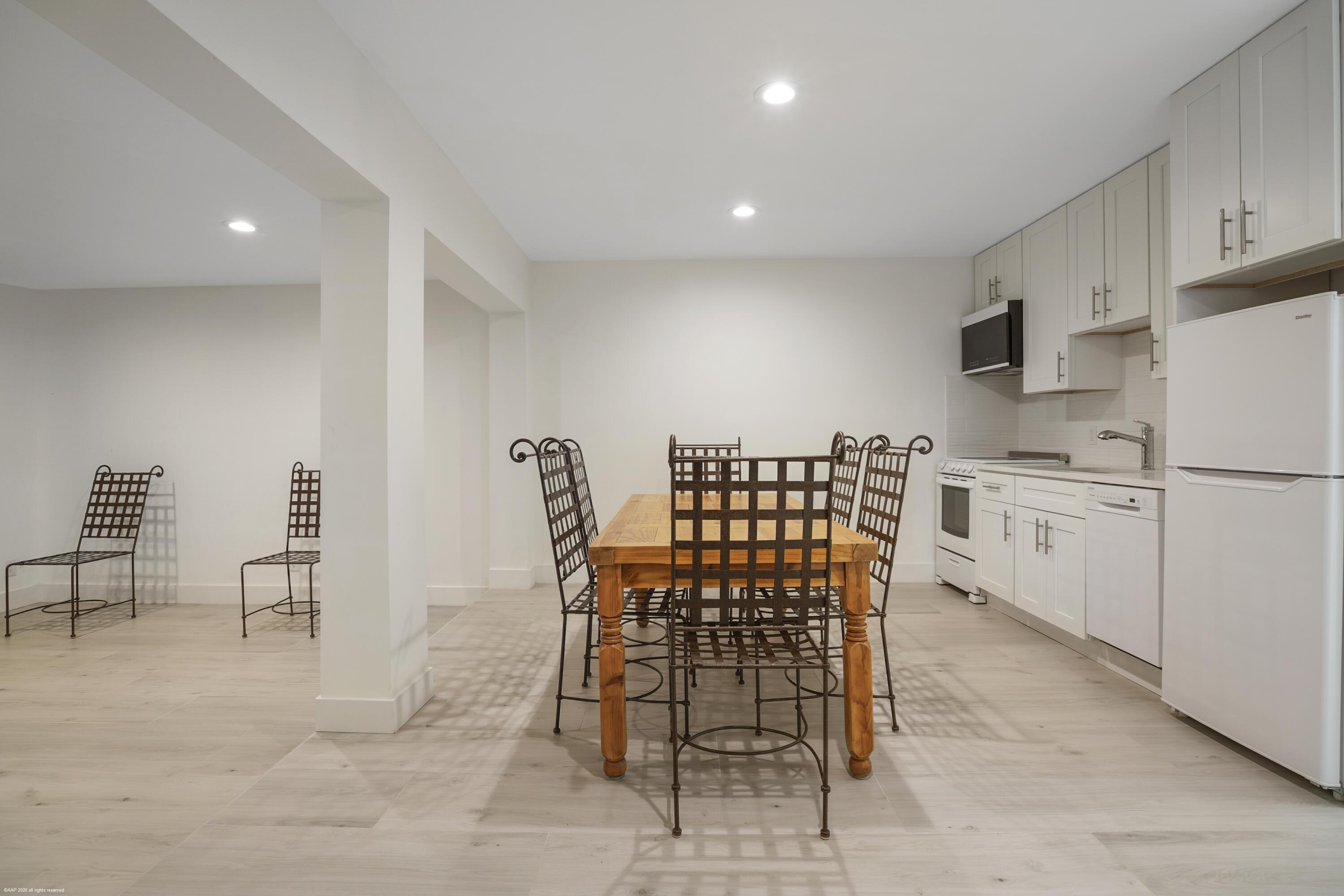 Residence photo 9