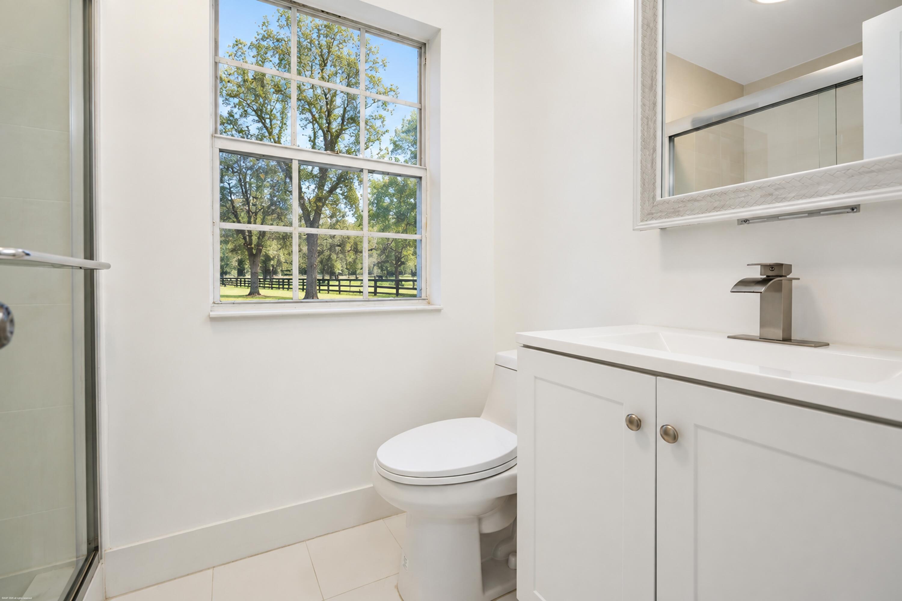 Residence photo 12