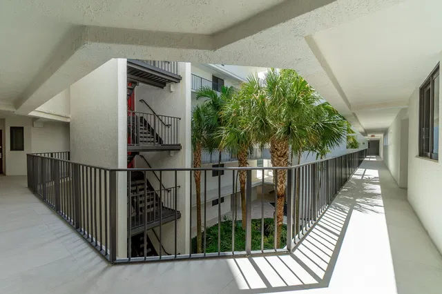  Unit 205n photo 11
