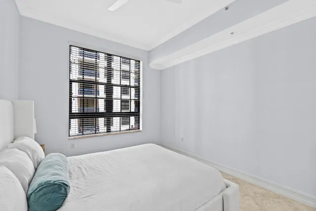 Two City Plaza Unit 713 photo 19